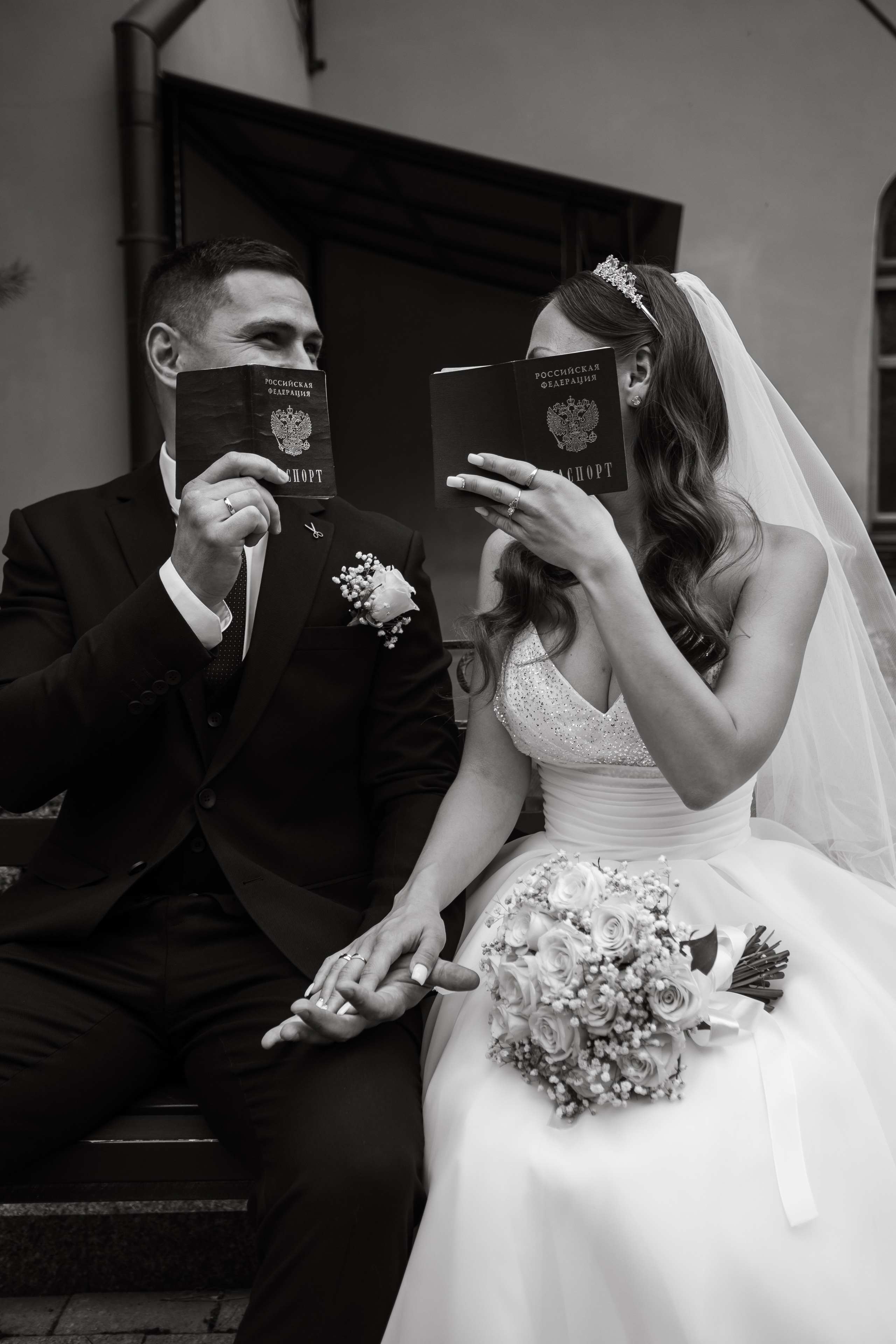 Свадебная фотосессия Высотка на Кательнической набережной. Фотограф Антон Стренковский. Свадебная хроника в Москве