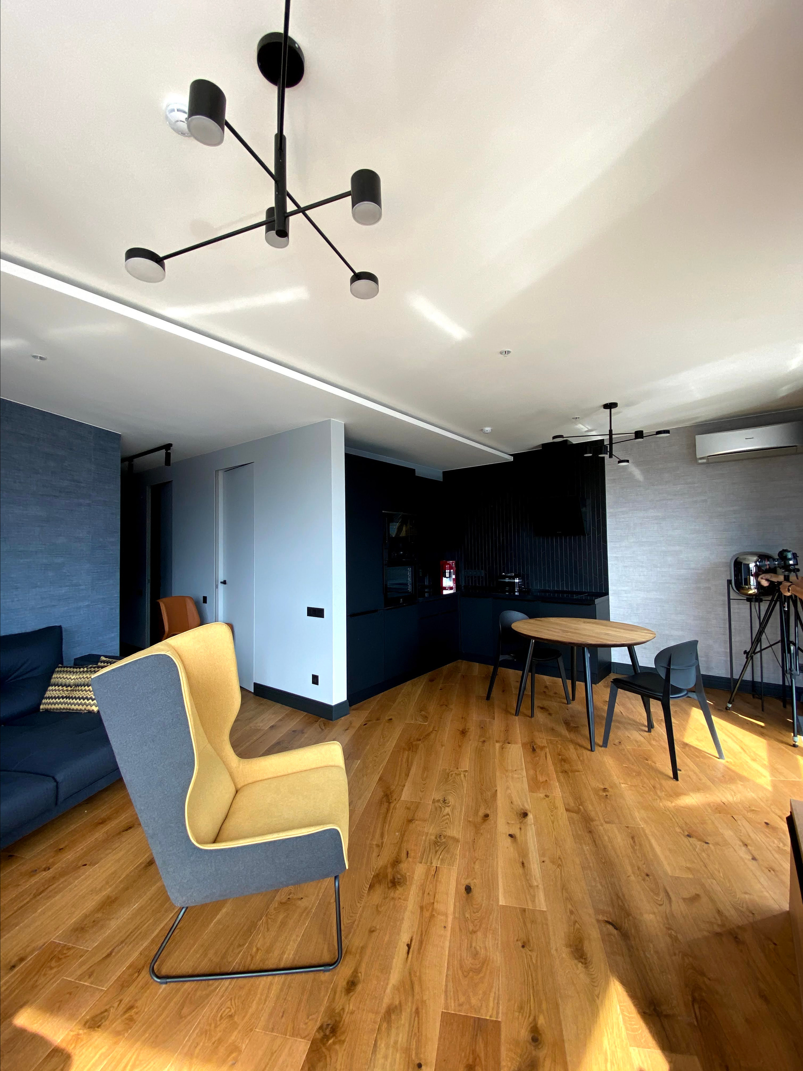 дизайнер интерьера в Москва, авторский надзор, подбор мебели и материалов, декорирование интерьера, ведение строительных работ, комплектация интерьера, фото интерьеров, строительство в Москве, ремонт в Москве