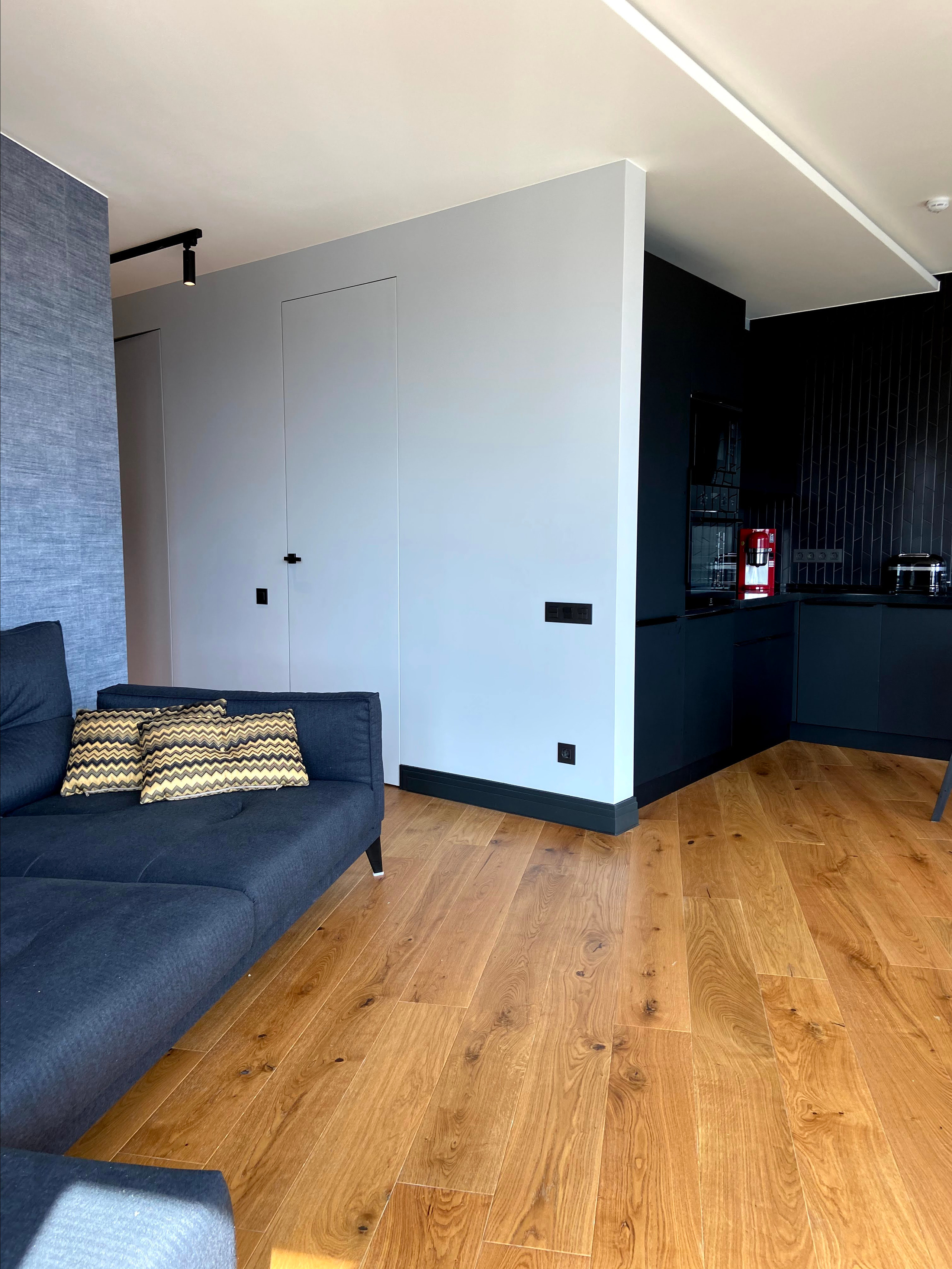 дизайнер интерьера в Москва, авторский надзор, подбор мебели и материалов, декорирование интерьера, ведение строительных работ, комплектация интерьера, фото интерьеров, строительство в Москве, ремонт в Москве