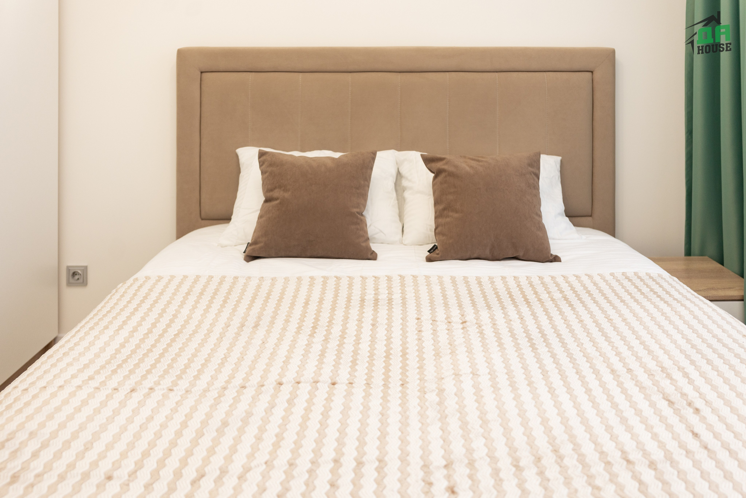 Компания Da House. Репортажный и портретный фотограф в Санктпетербурге. Видиосъемка мероприятий в Санкт-Петербурге