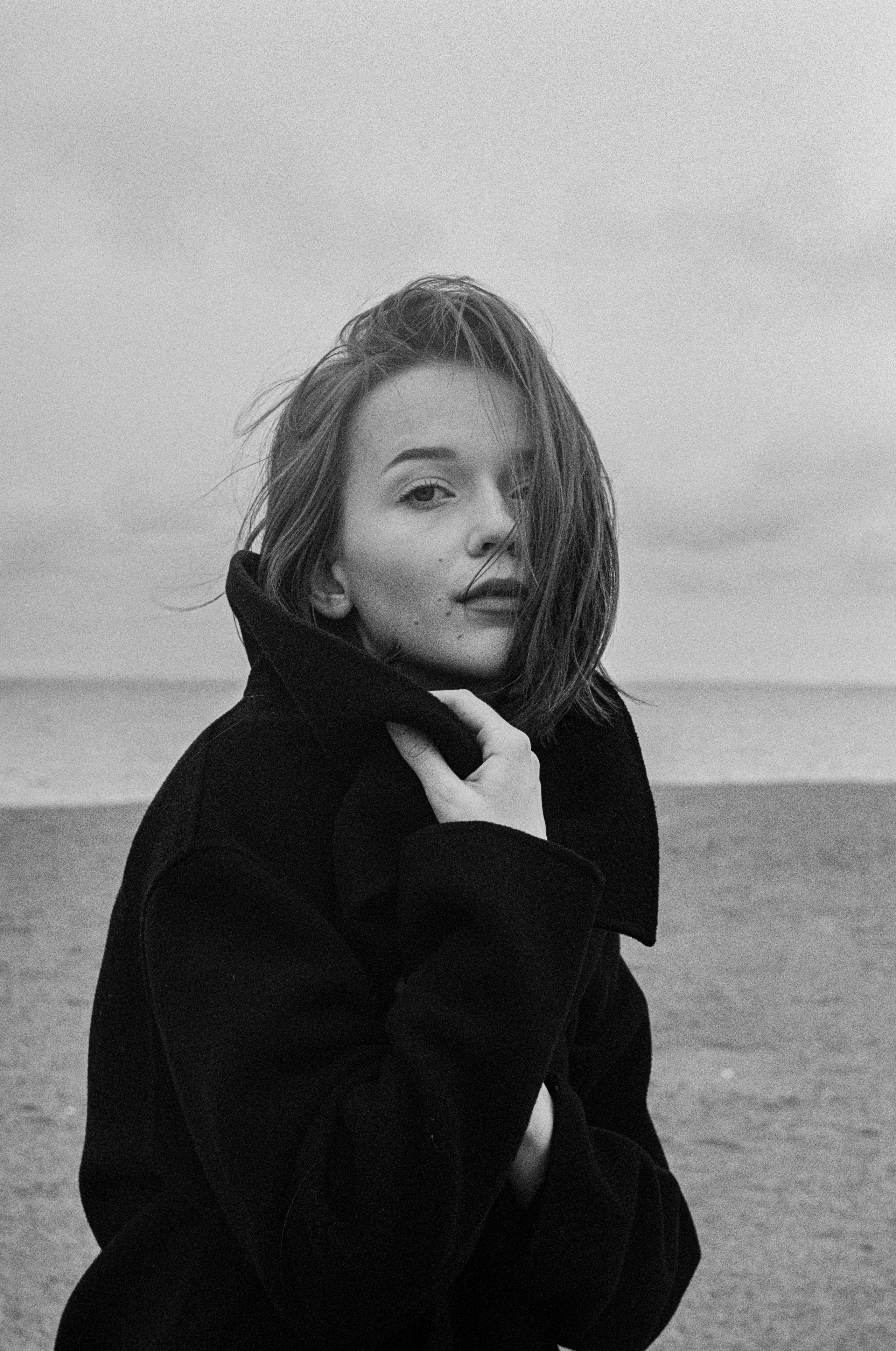 BEYOND THE HORIZON. Любовь Моргасова [LU SPRING]: Фотограф и куратор