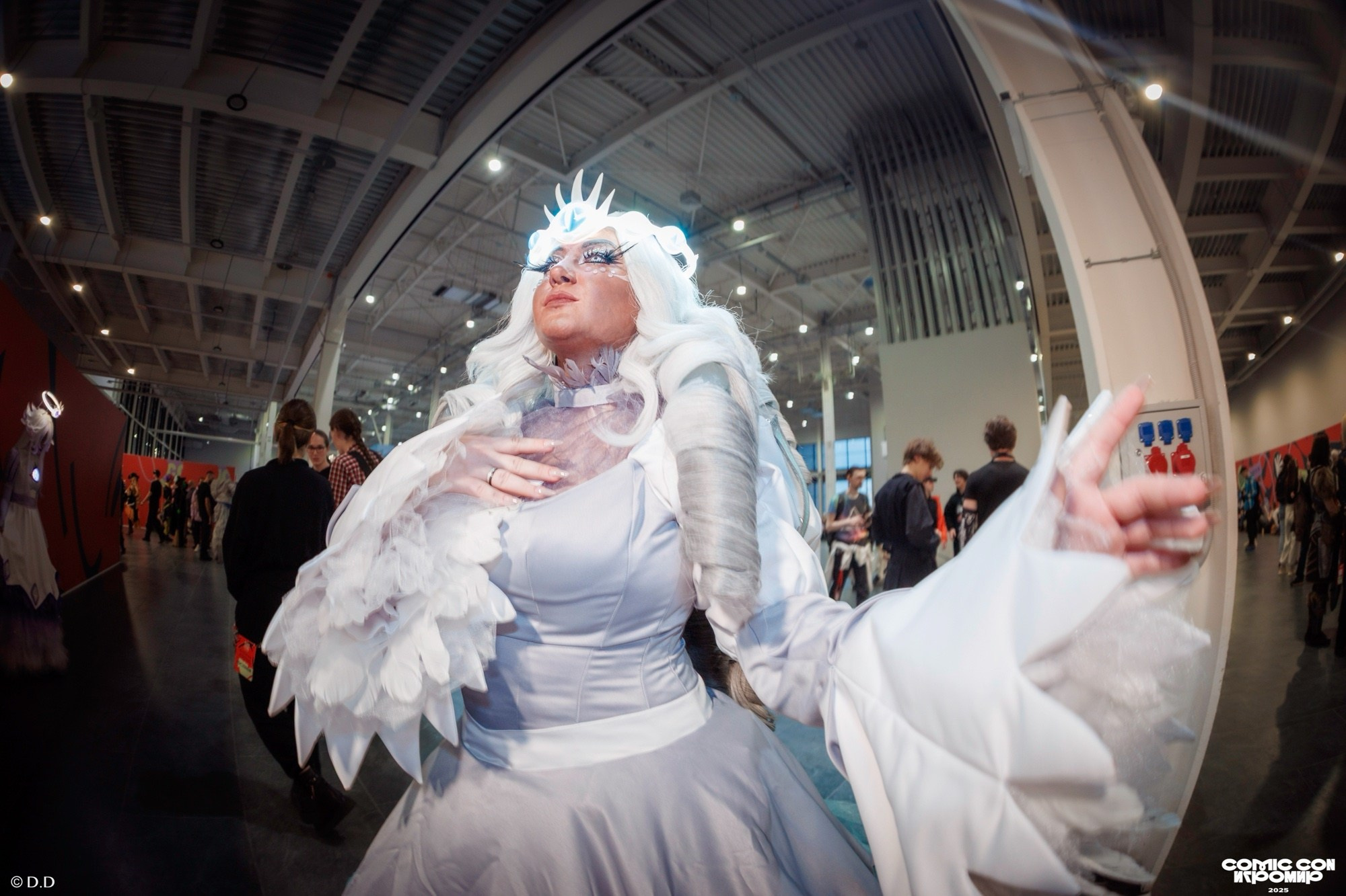 Comic Con Игромир 2025. Различные мероприятия и просто фотографии людей