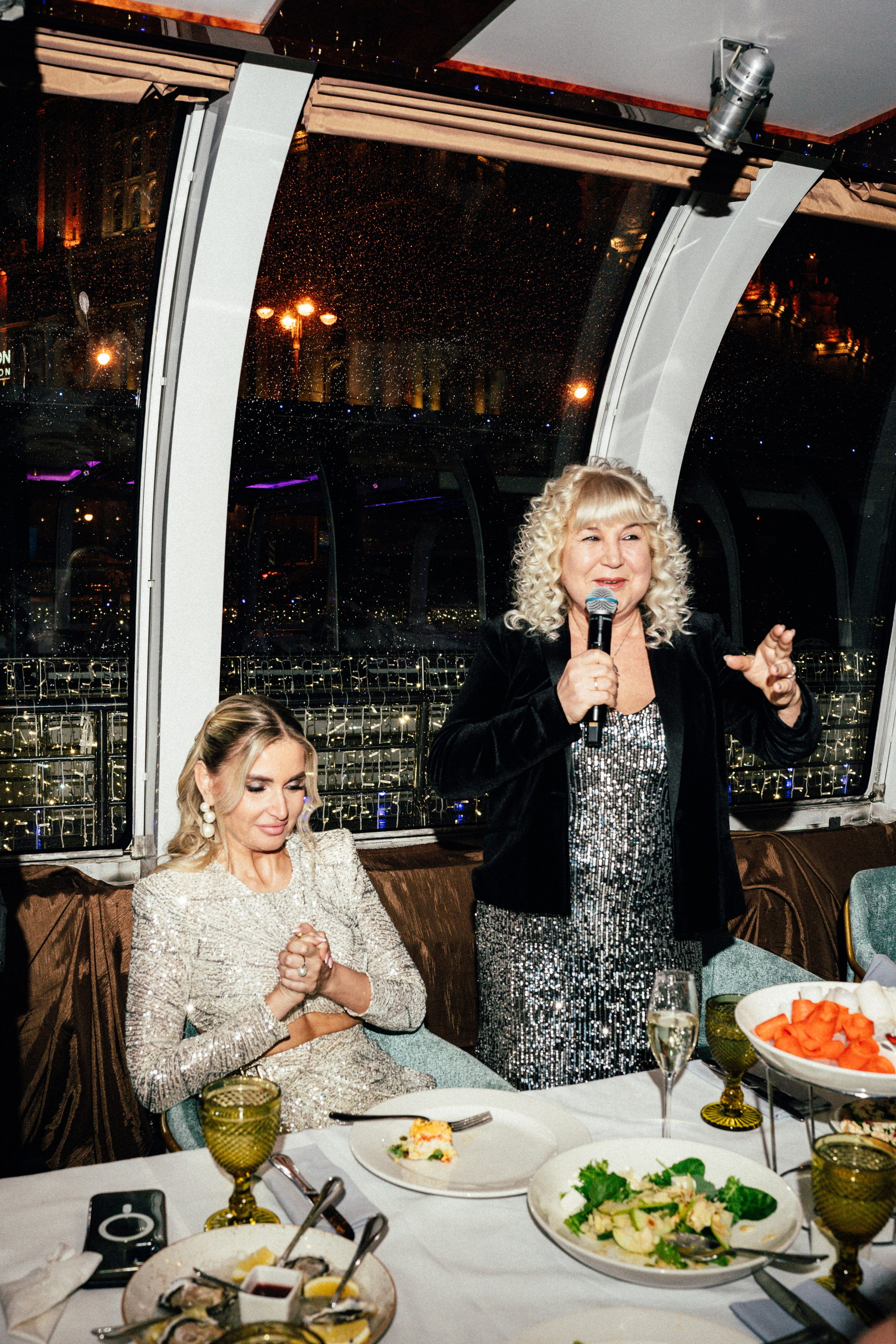 Корпоратив Erwin Река. Портретный и репортажный фотограф