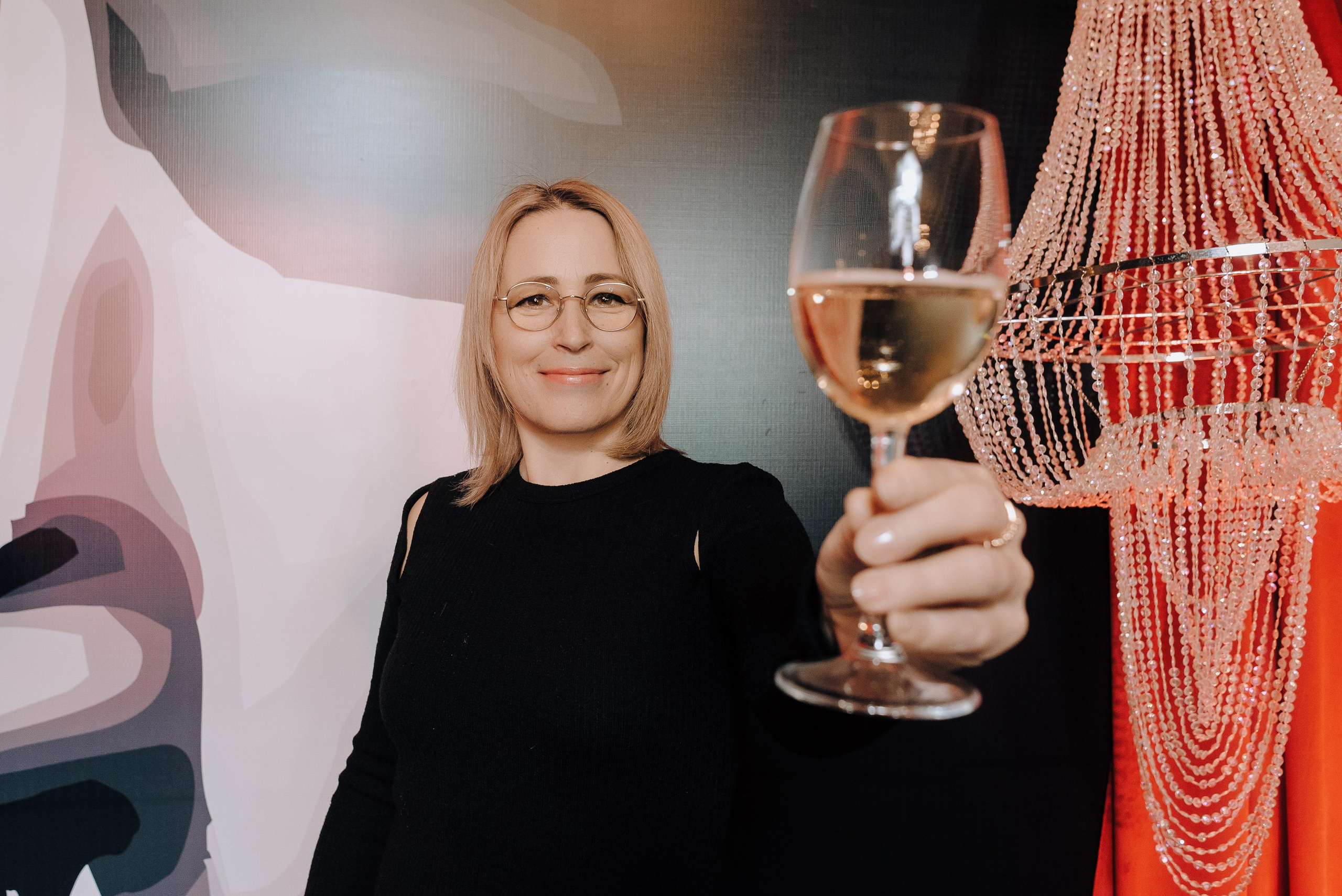 СПЕКТАКЛЬ «ВОЛШЕБНЫЕ ОЧКИ» ОПТИК-ЦЕНТР. Репортажный фотограф Зуев Роман г. Челябинск