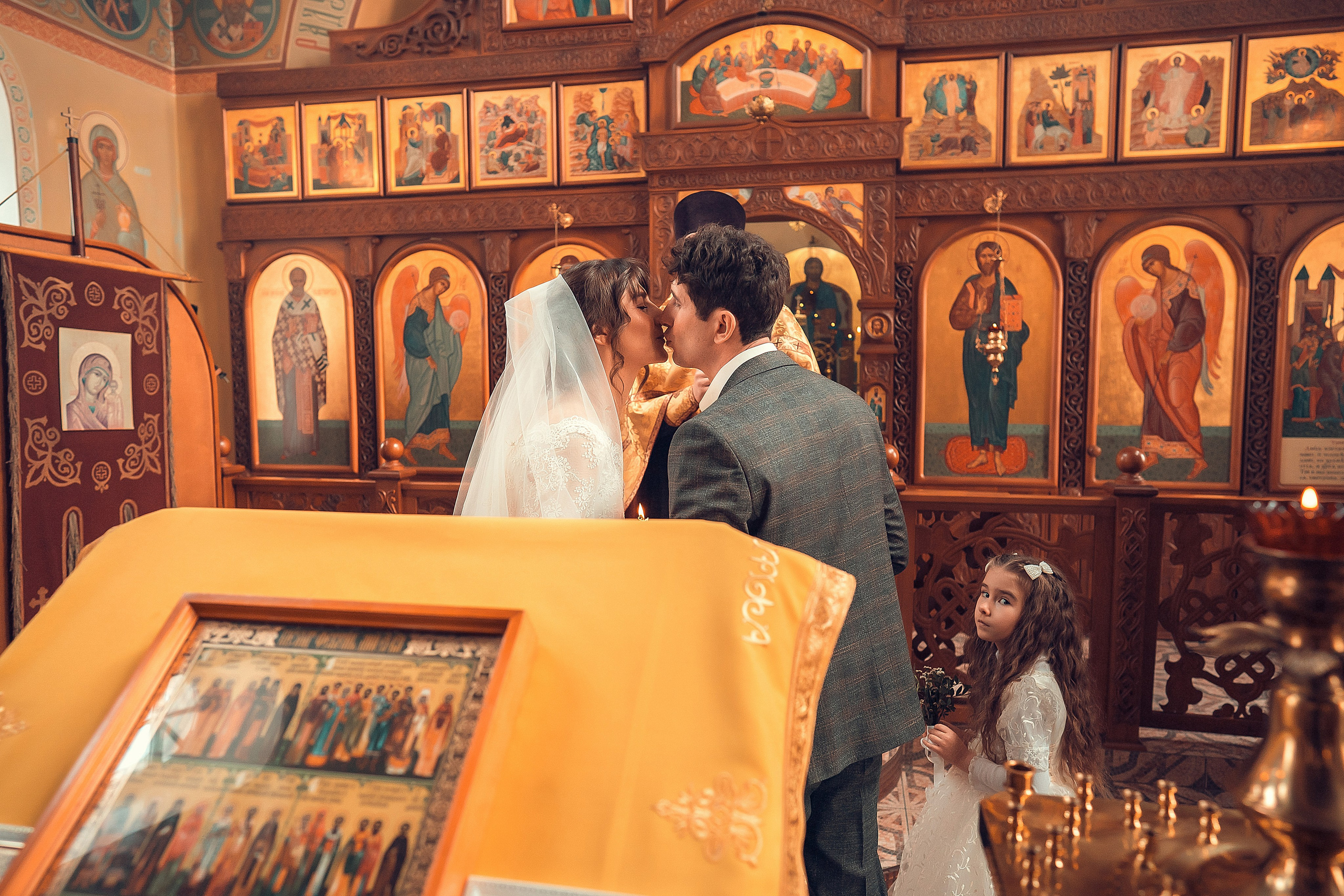 Таинство Венчания Красноярск. Фотограф на Крещение и Венчание в Красноярске Рамазанова Юлия