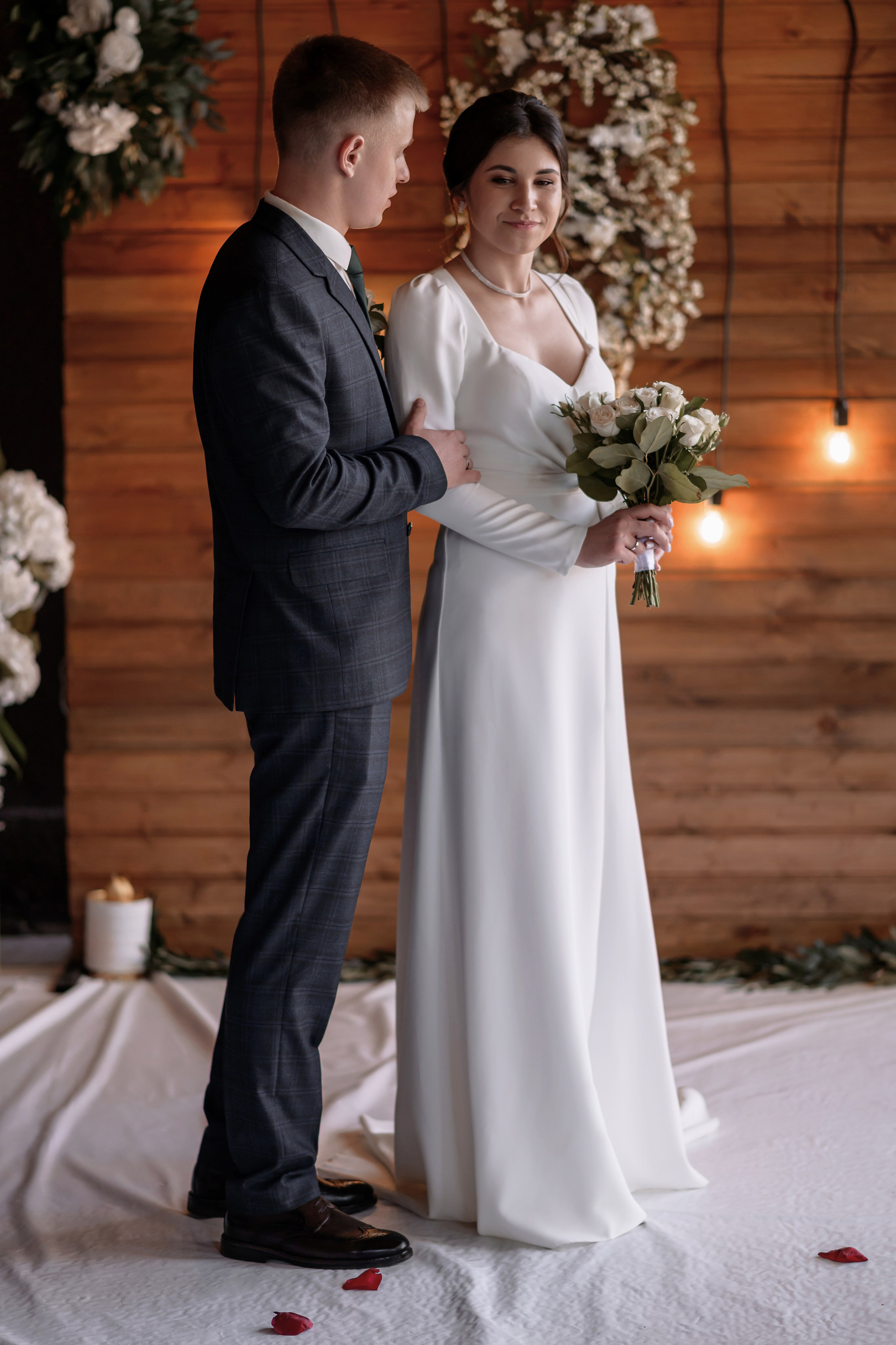 Эдуард и Виктория. Свадебный фотограф Белгород Валуйки Старый Оскол Воронеж