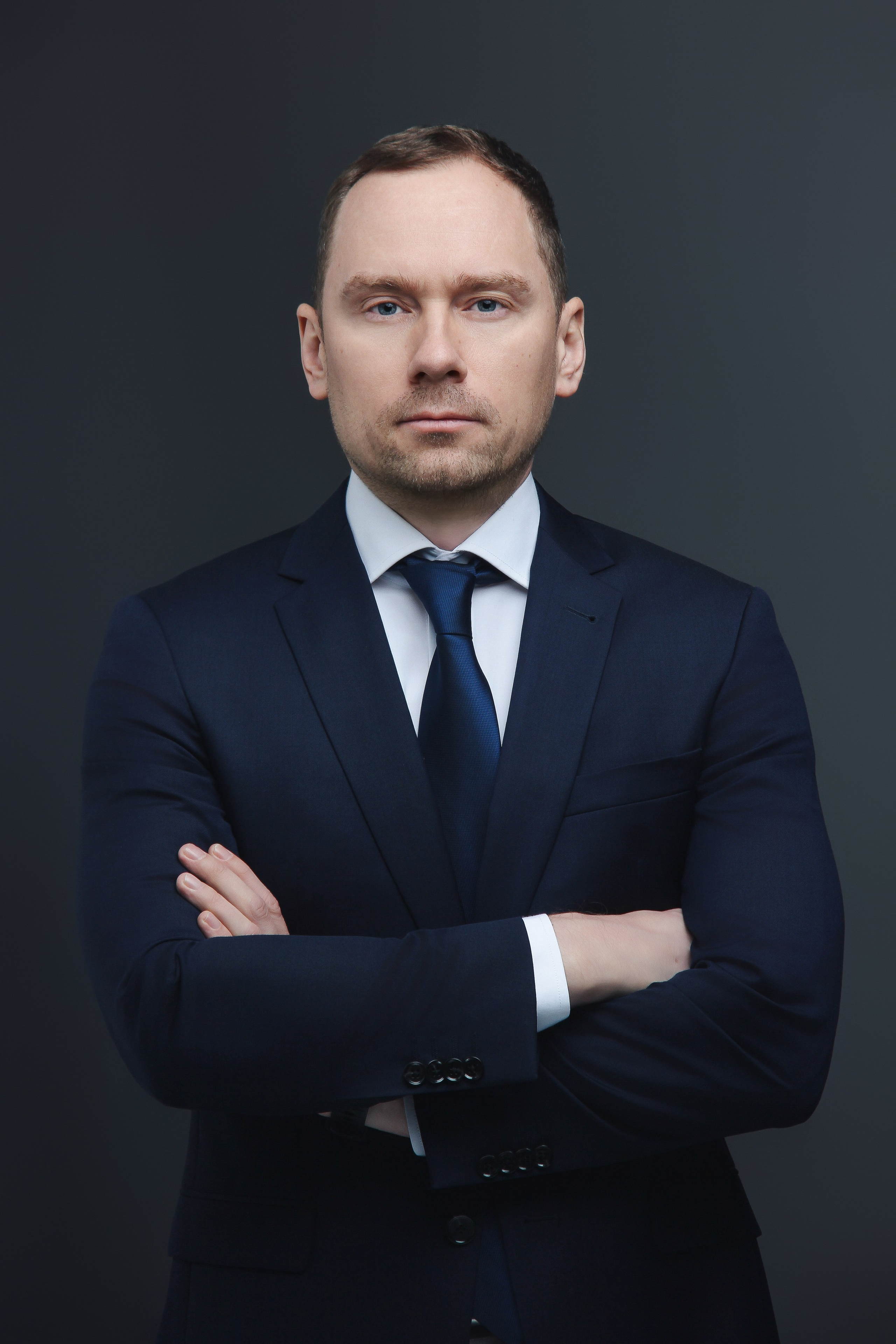 фото на резюме hh, сделать фото для резюме, фото для резюме, деловое фото, бизнес фото, бизнес портрет, деловой портрет, деловая фотосессия, бизнес фотосессия