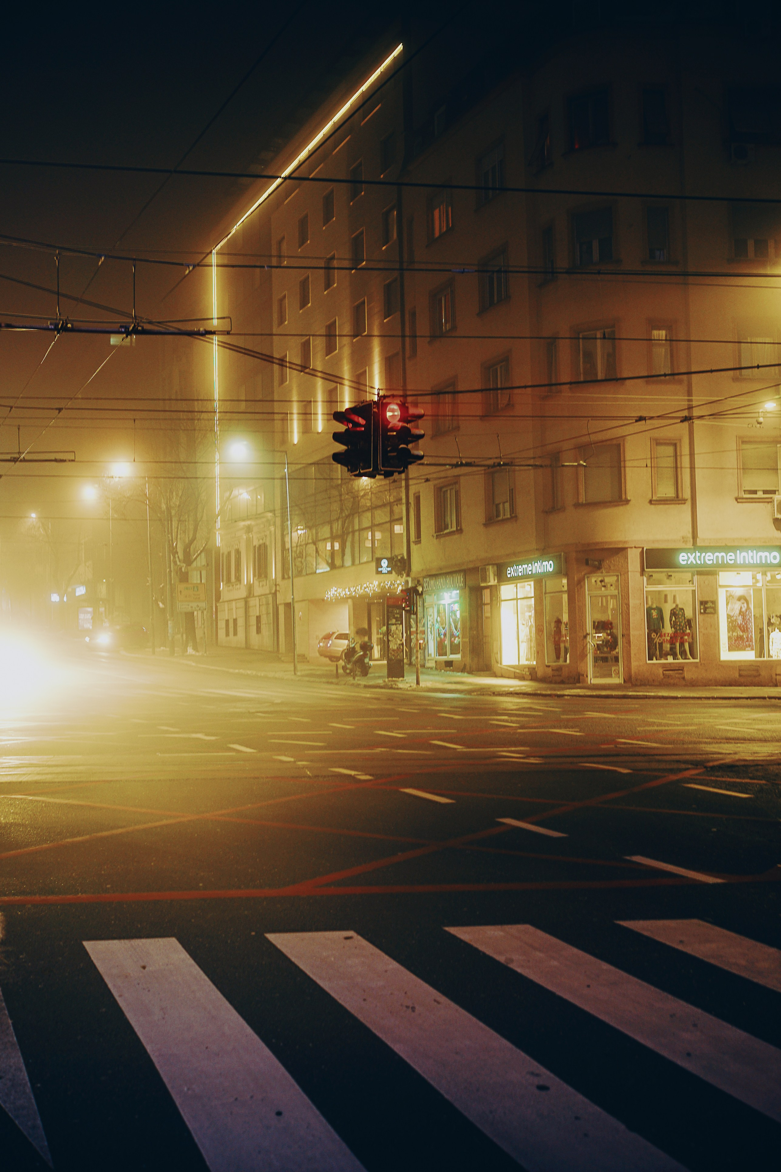 Urban and Street. Oleg Kozachok — Photographer with Protanopia | Portraits, Texture & Light