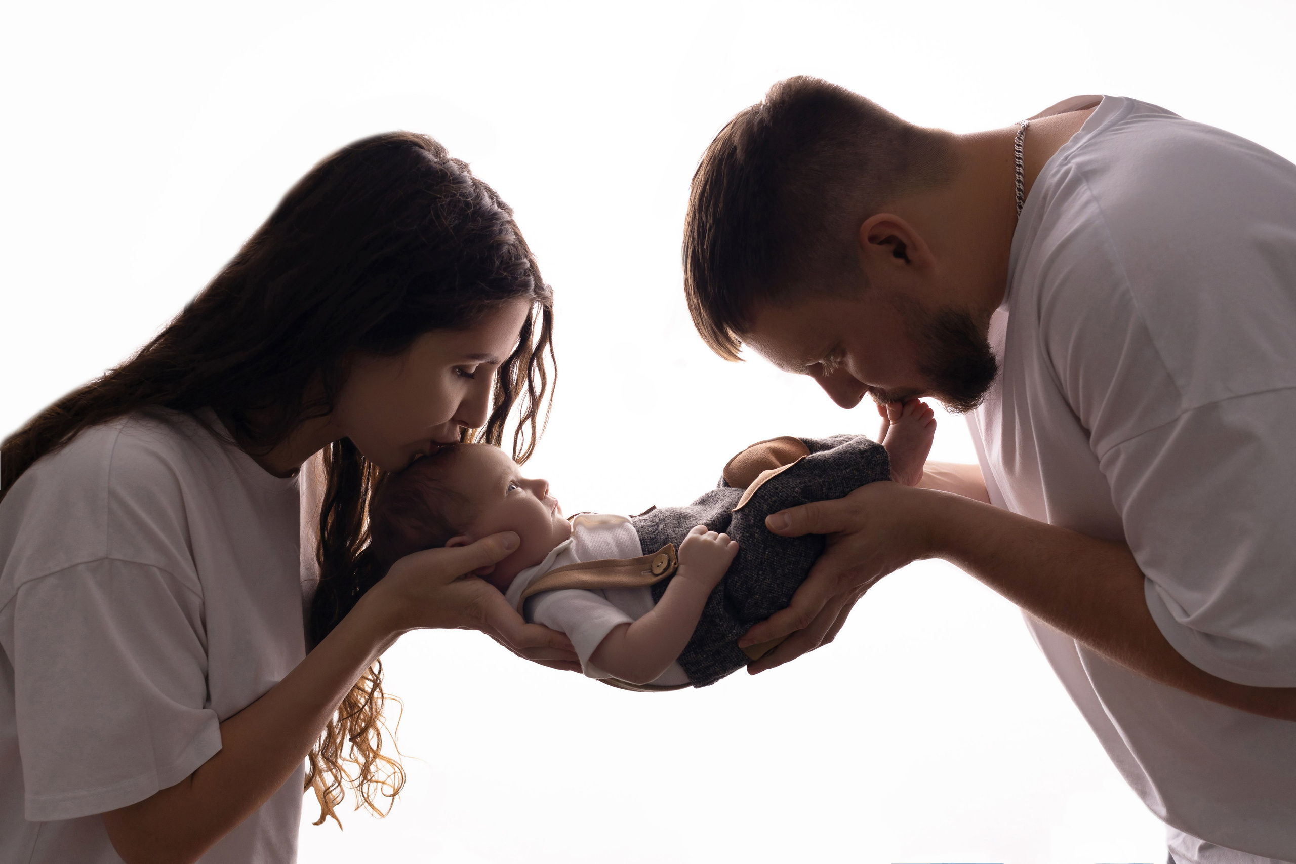 Newborn съемка в стиле Лайф. Фотограф новорожденных малышей в Омске и Омской области Эльвира Камаева