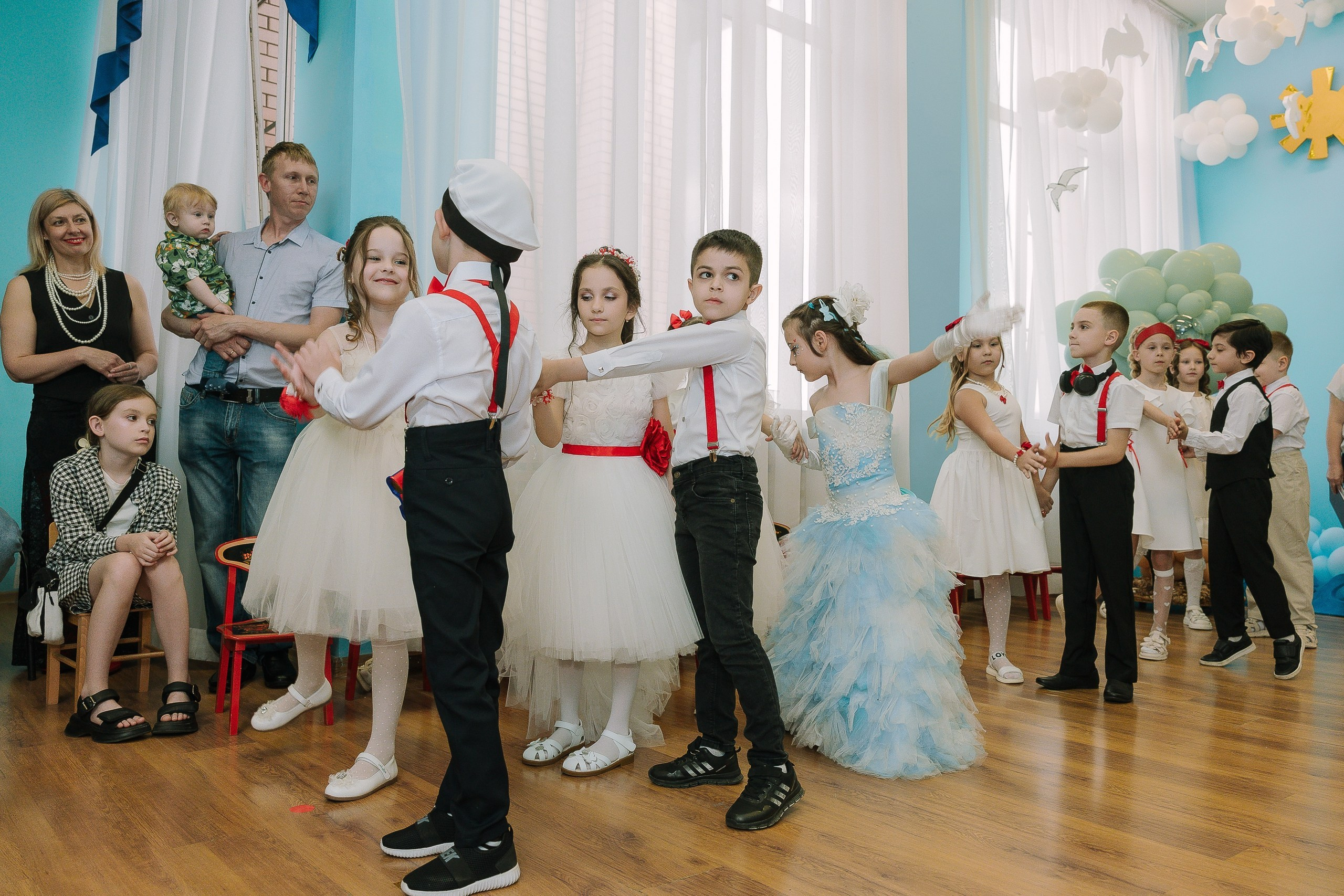 Выпускной 10 ДС. Выпускные альбомы Натальи Бутко: Новороссийск, Анапа, Геленджик