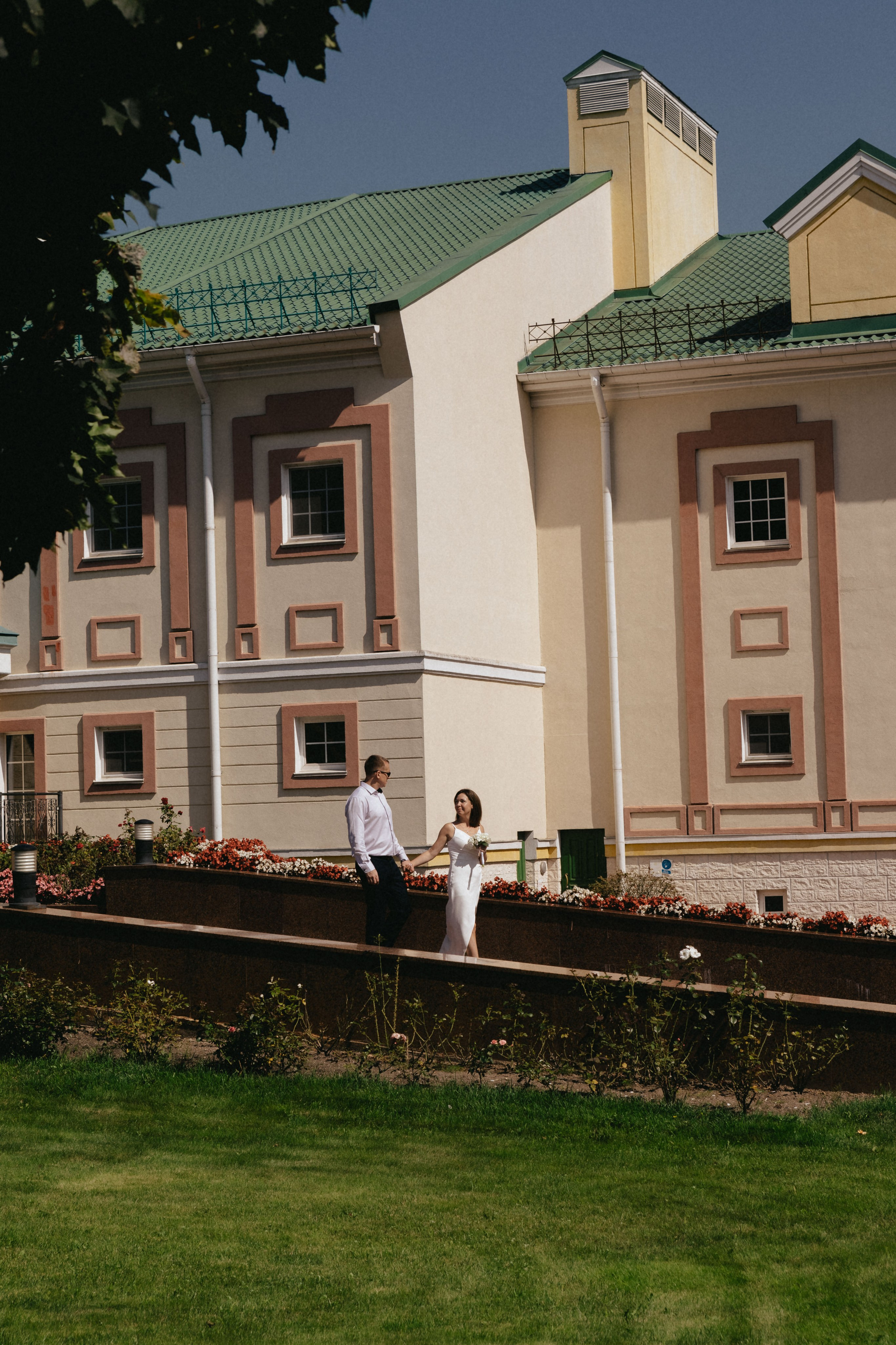 Лиза и Сережа. Роспись и тусовка в коттедже. Свадебный и портретный фотограф в Москве Анастасия Масюк