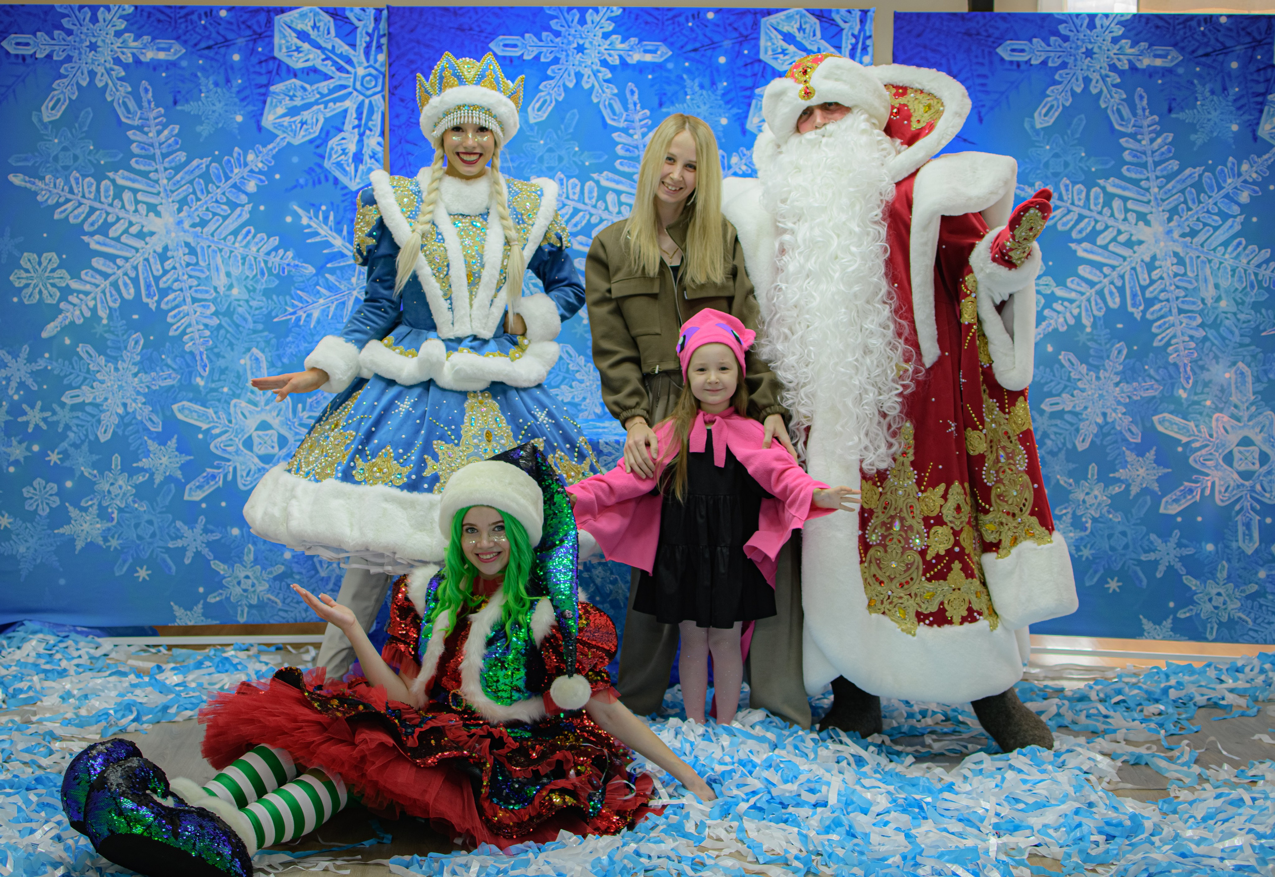 HAPPY NEW YEAR. Photokarish