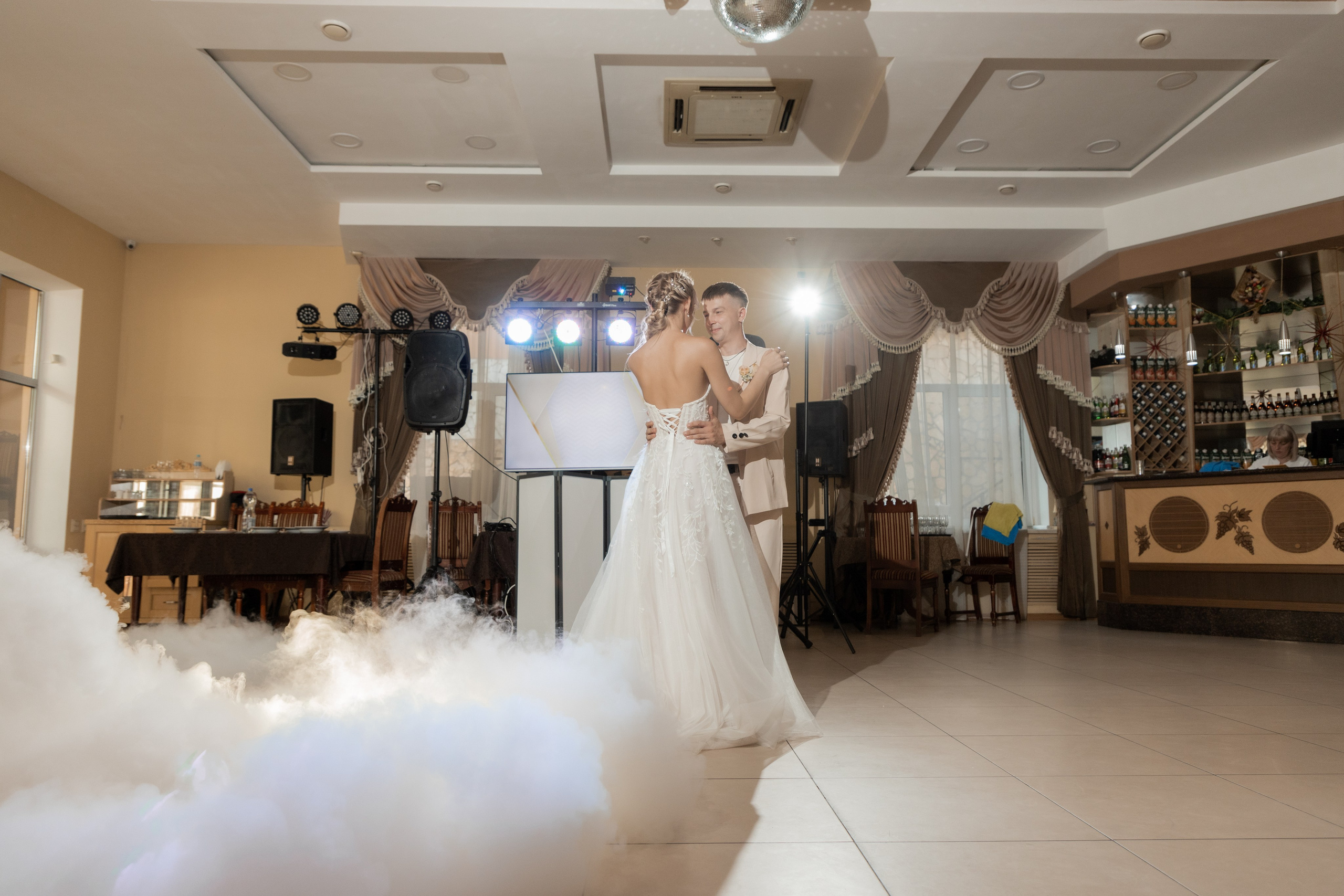 Роман и Александра (банкет). Свадебный фотограф Ангелина Сунгатулина | Саратов | Балаково | Вольск