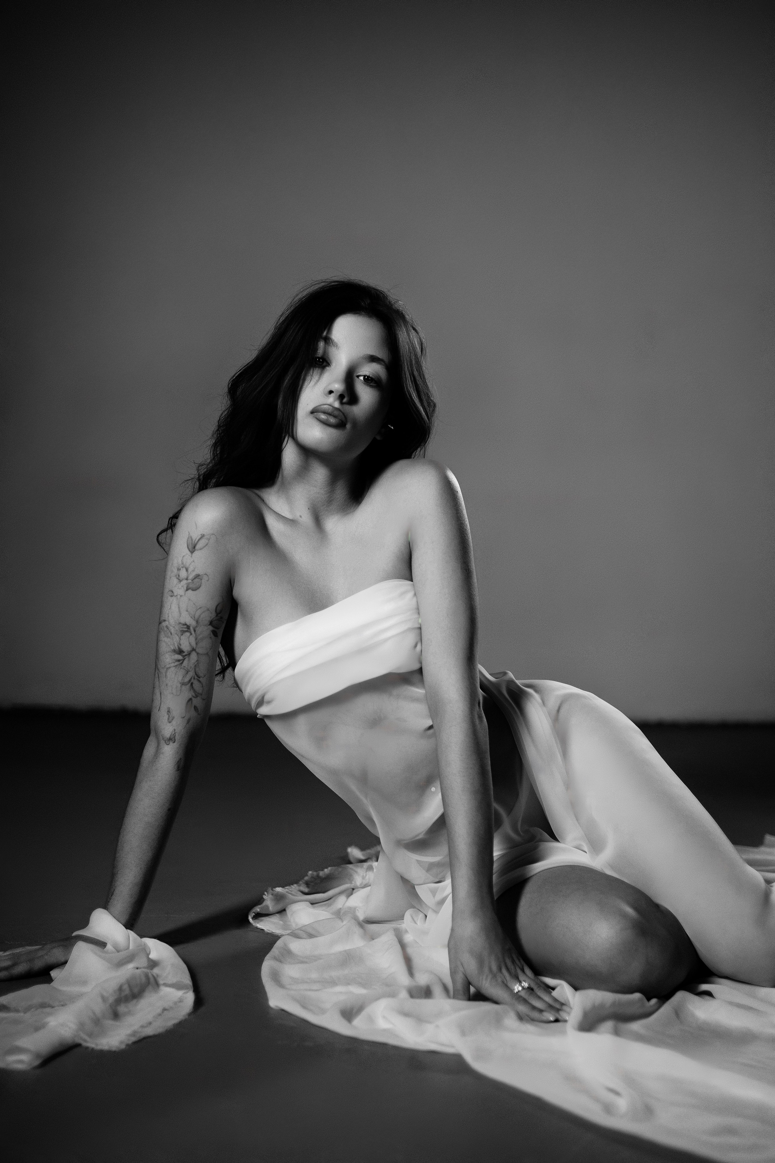 Галерея в студии. Женский фотограф в Новосибирске Вячеслав Семакин