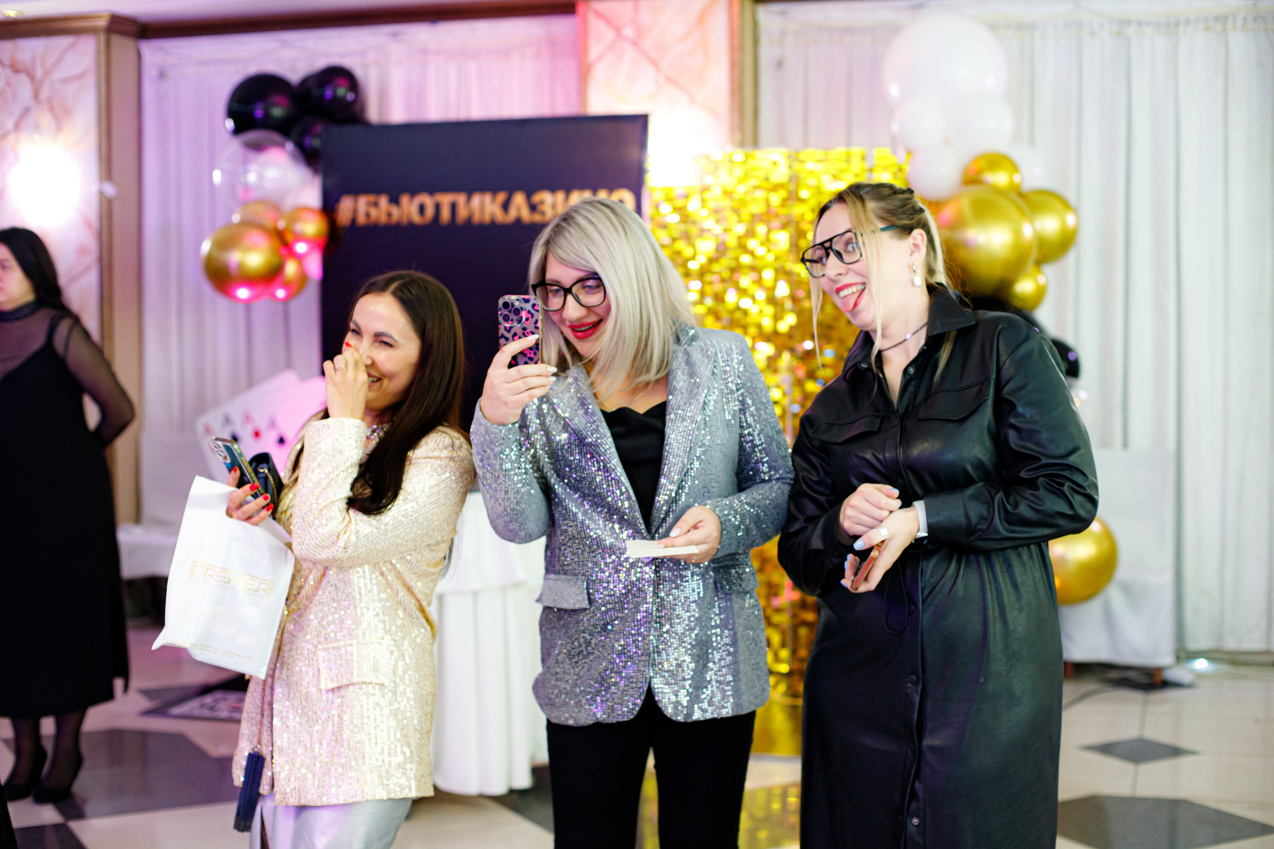 ELOSMED. Photokarish