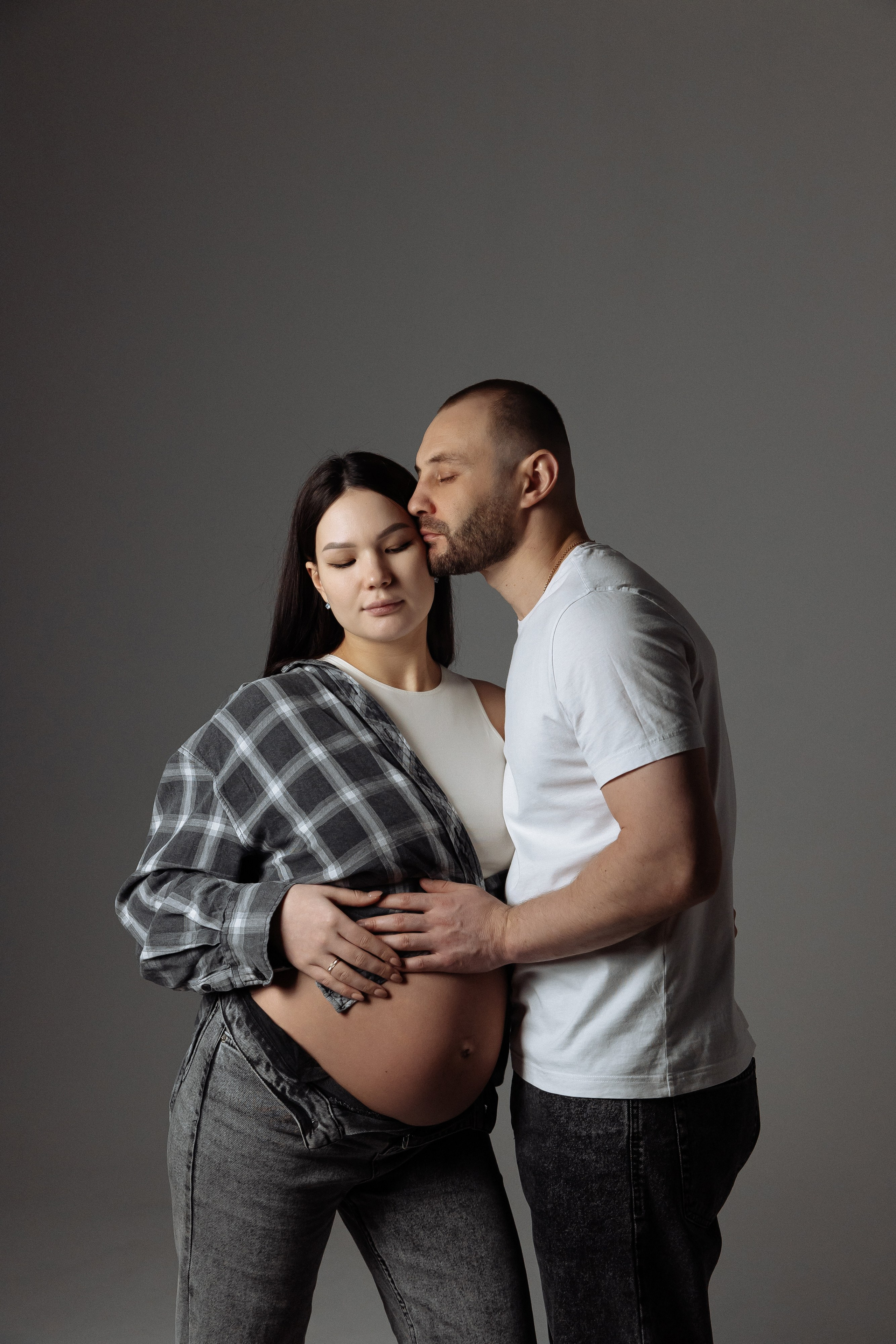 Фотосессия Беременности в фотостудии. Фотограф Норильск, Москва