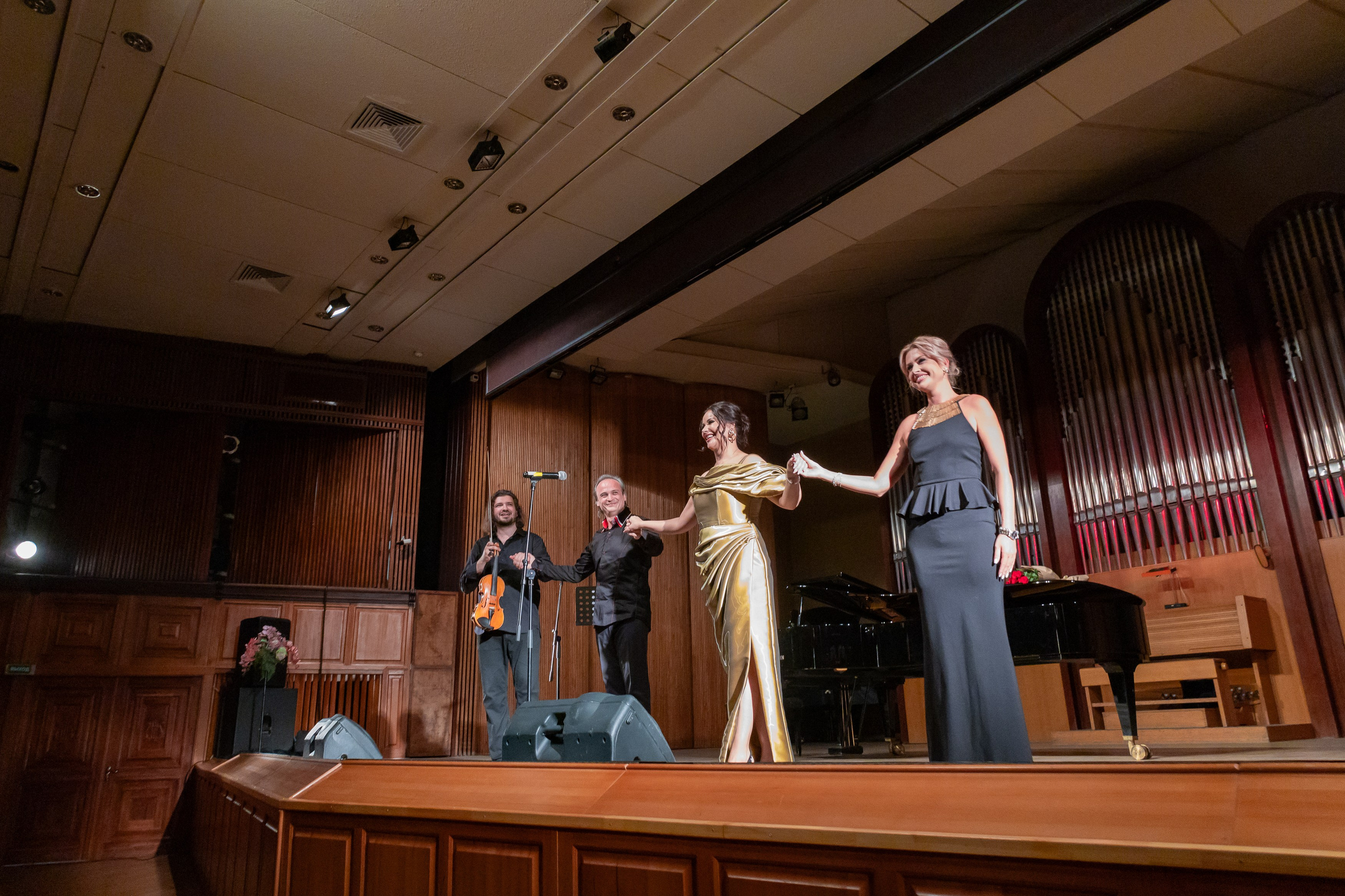 Оксана Фёдорова оперетта. Семейный и Свадебный фотограф в Сочи