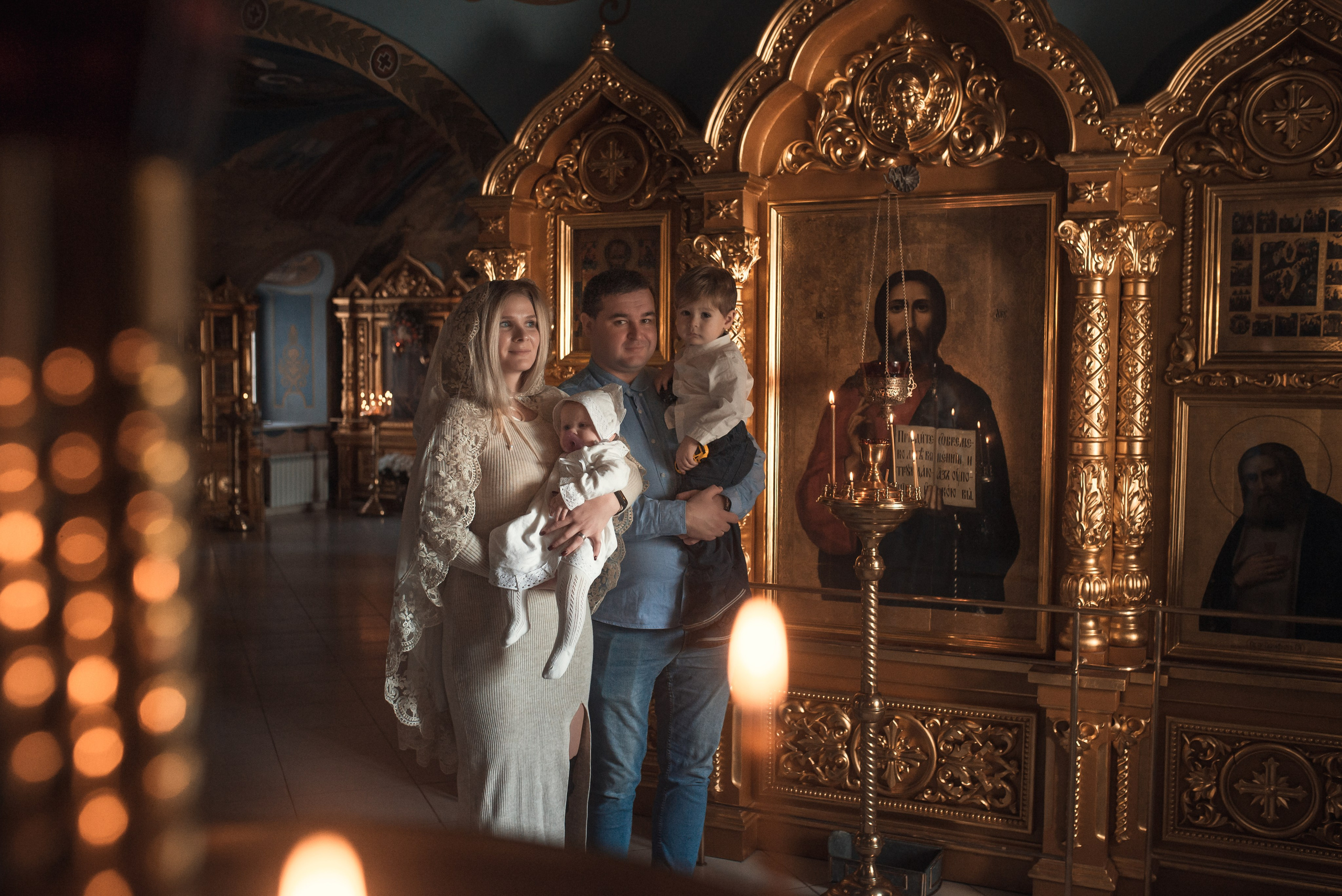 Крещение Екатерины в Троицком соборе Саратова. Фотограф на крещение в Саратове Марина Грушина