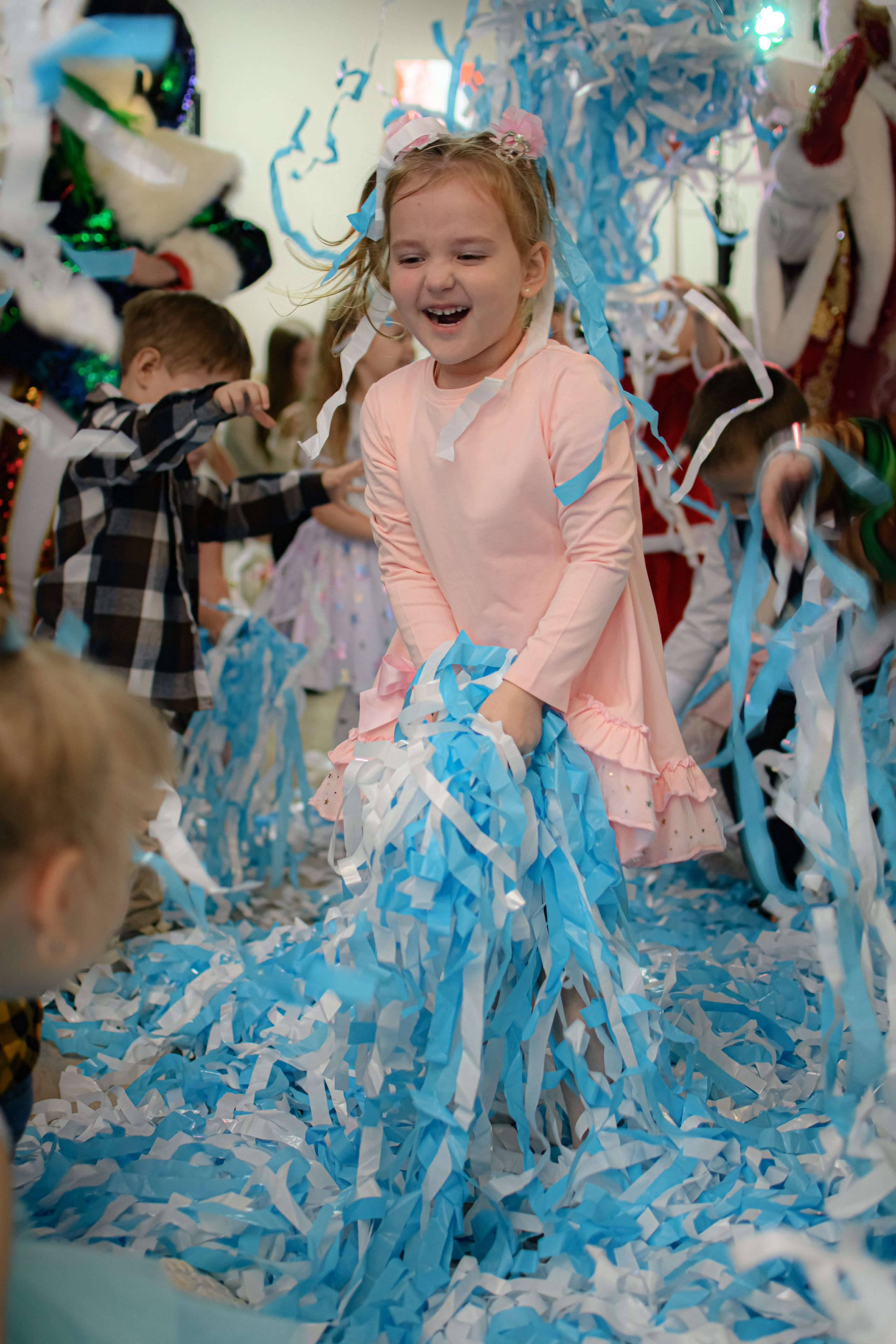 HAPPY NEW YEAR. Photokarish