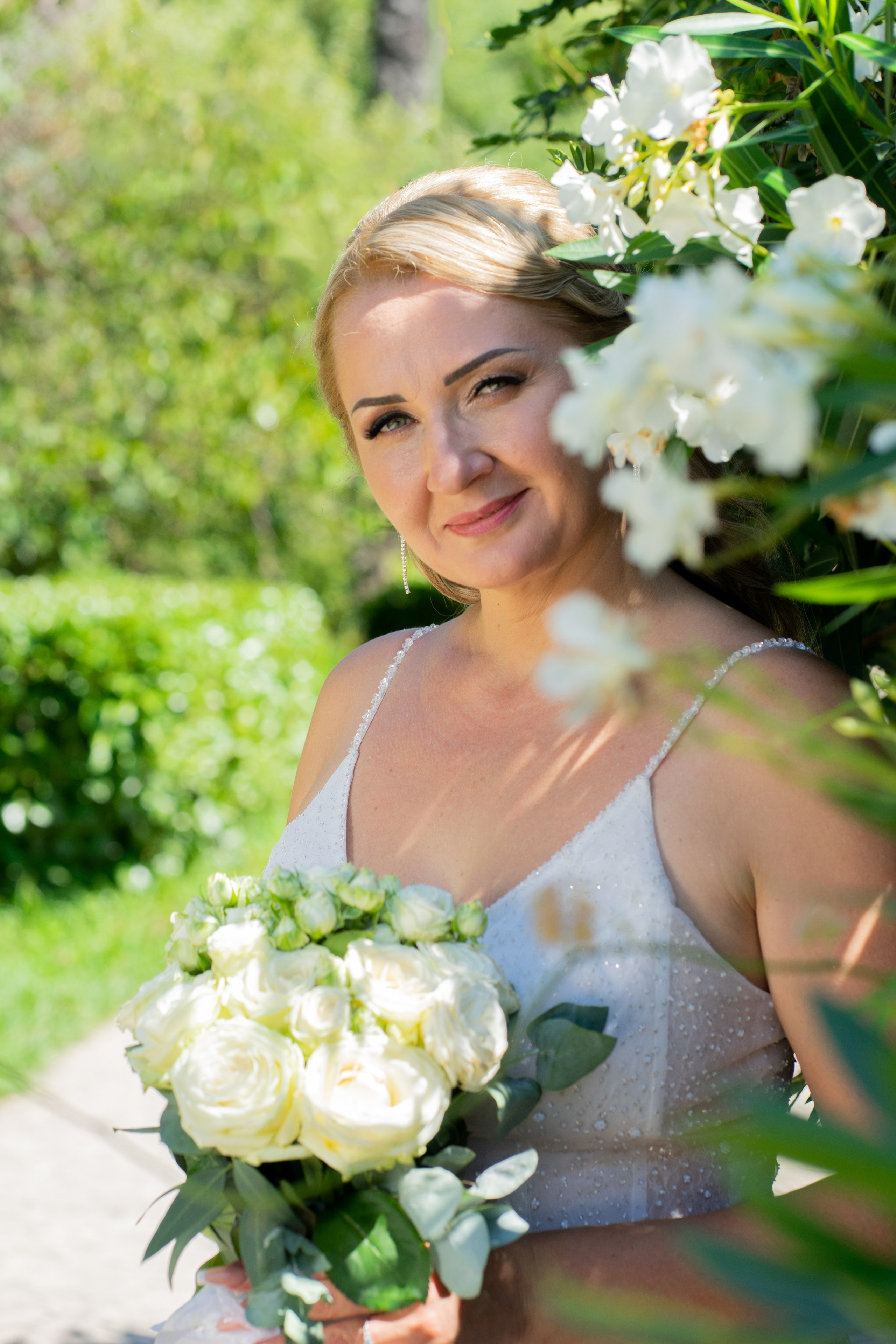 Свадебная серия в парке. Фотограф в Сочи Тиунова Маргарита и Тиунов Евгений