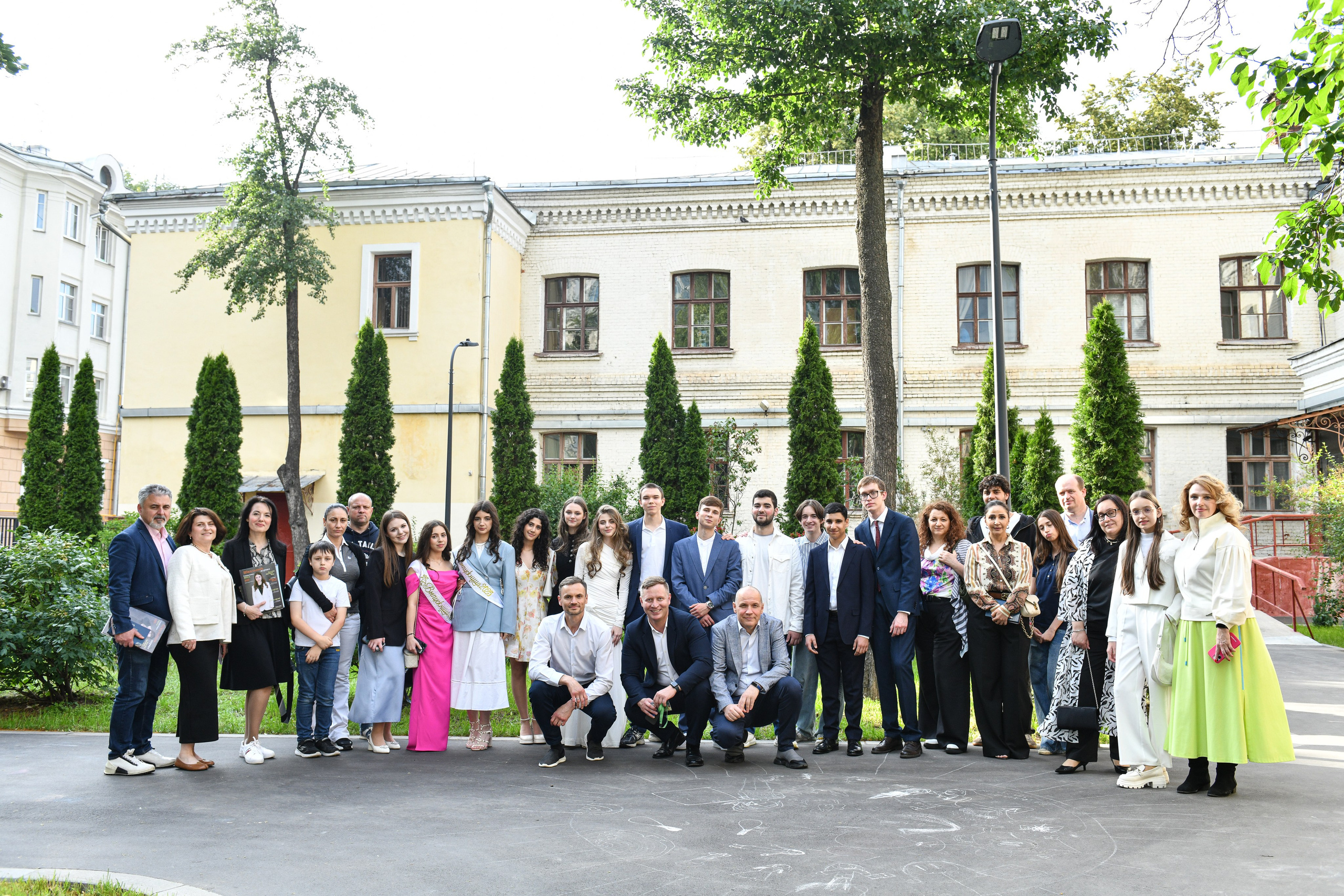 Выпуск 2025. Еврейская школа. Свадебный и портретный фотограф в Москве Галина Борисова