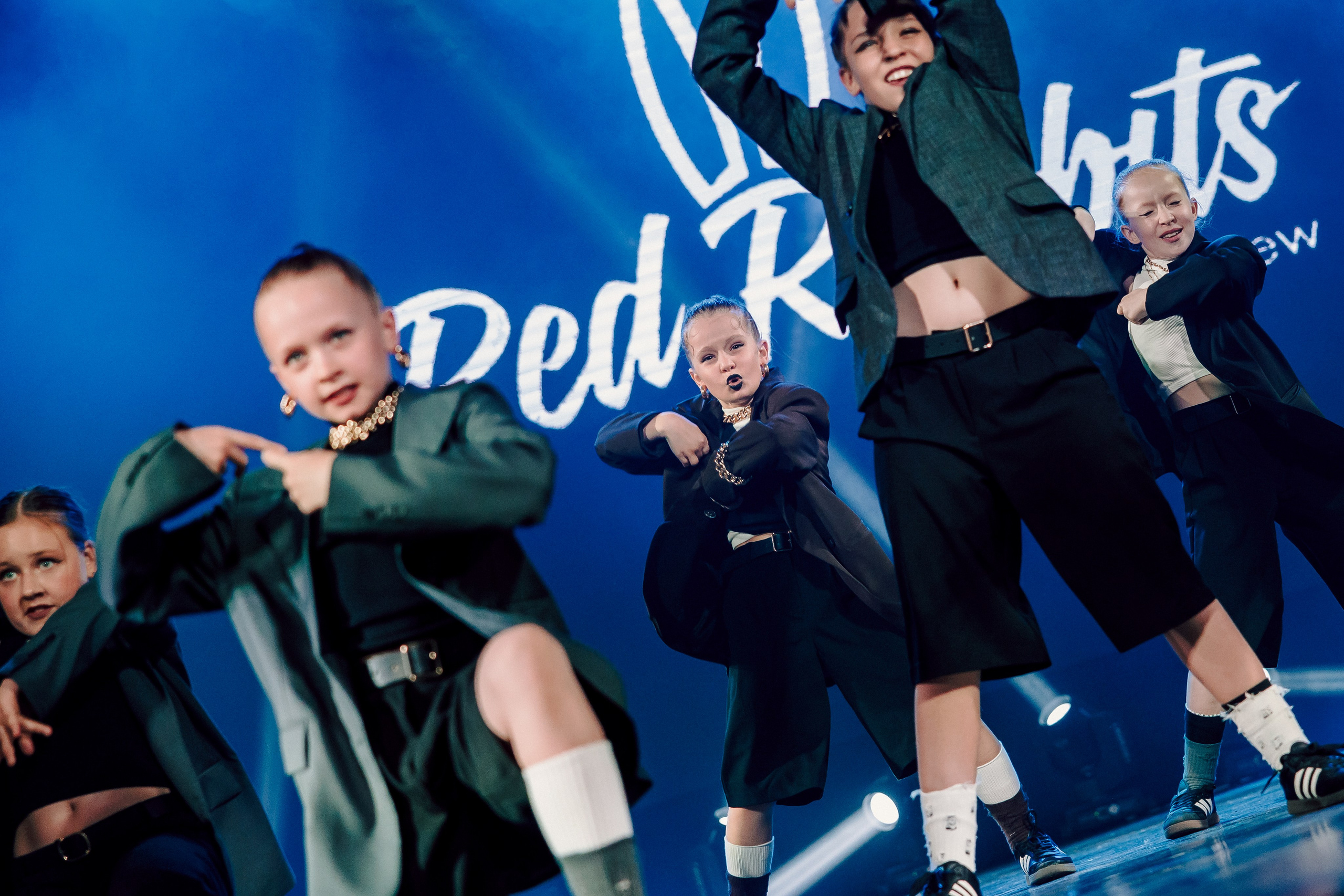 Отчётный концерт танцевальной школы «Red Rabbits» 2025. Лёшка Варзегов — фотограф