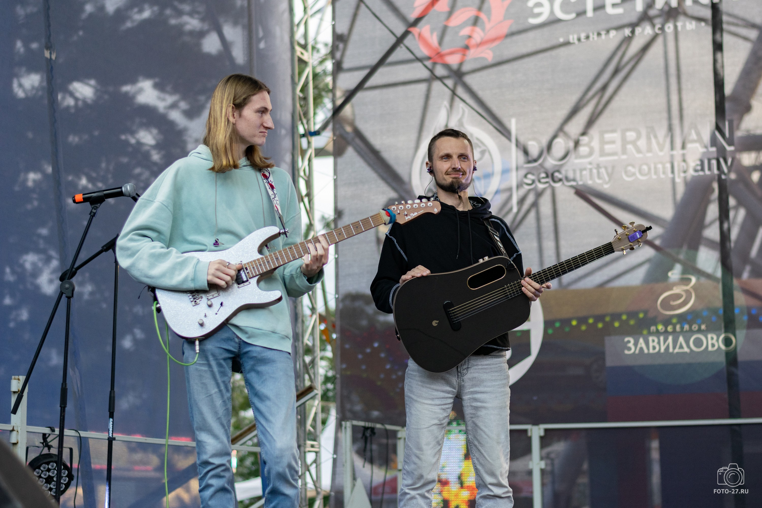 Антон Курдюмов фотограф в Хабаровске Рина Курдюмова фото27 foto27 Антон Дорофеев репортажный репортаж документалист Тони и Рина фотосоздатели Международный фестиваль Рок в защиту животных Хабаровск