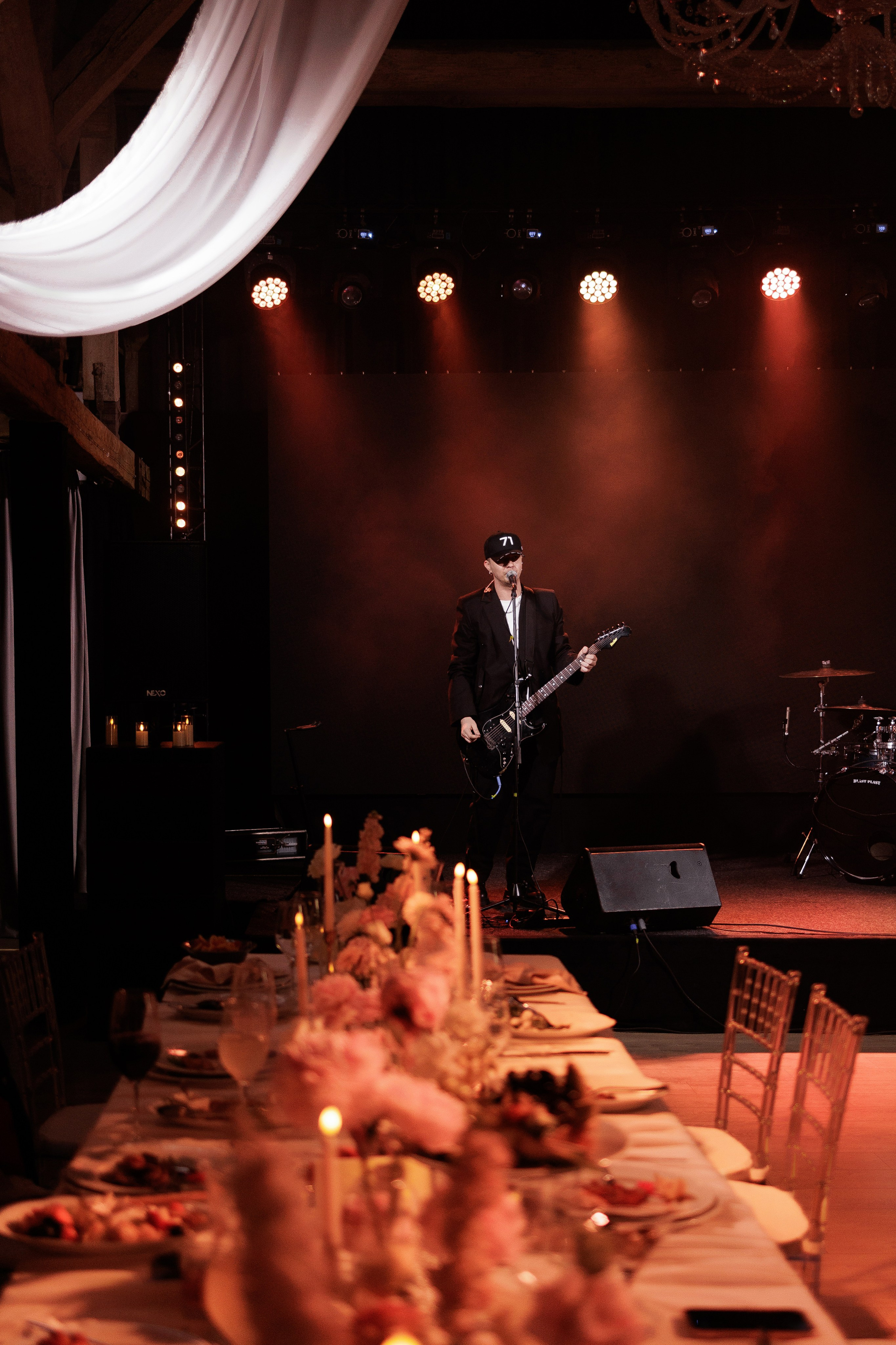 Пройдусь по тебе мурашками. Свадебный фотограф в Москве | Профессиональный фотограф | Выгодные цены на услуги