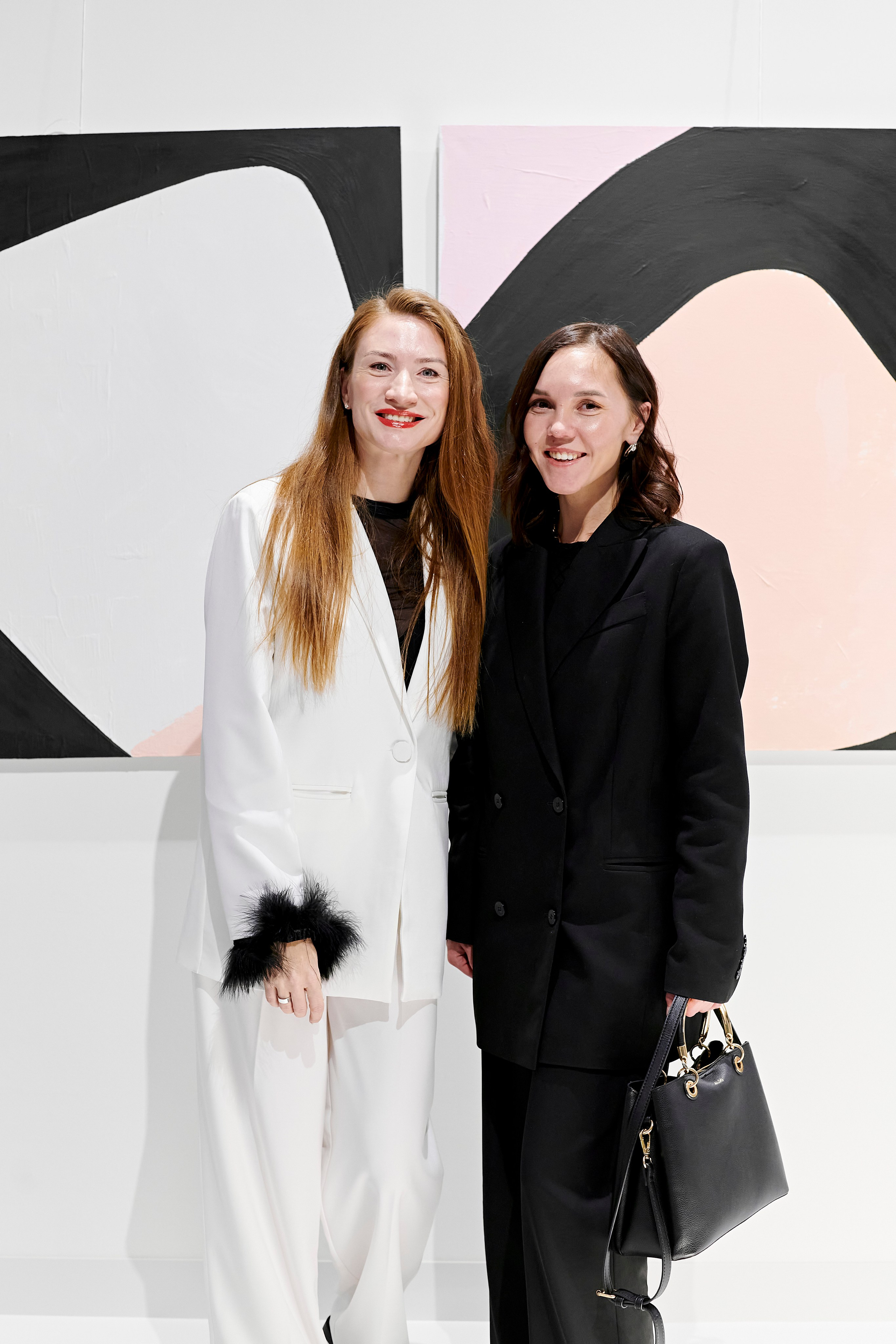 The Holst. Выставка Юлии Остапенко. Фотограф Постольник Дарья