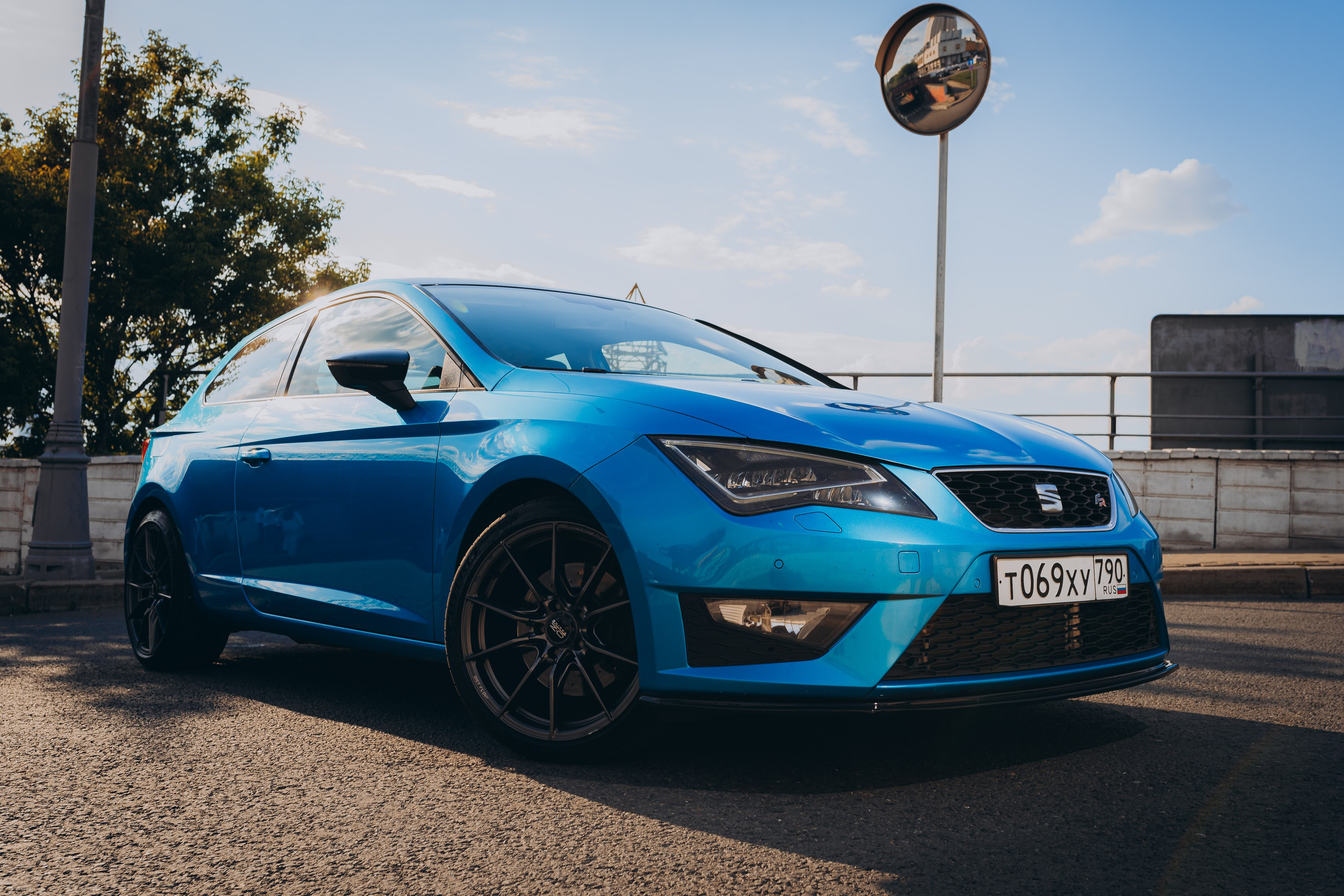 Seat leon. Фотограф Торопец Кристина Абрамова Kanwellia photography