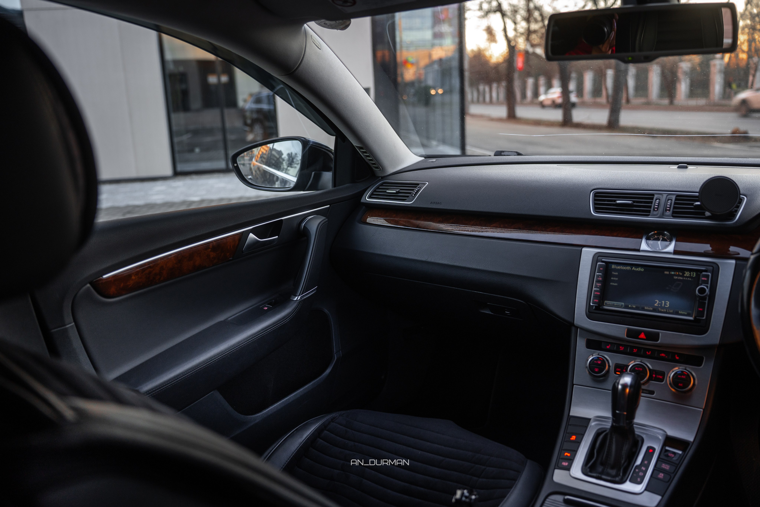Volkswagen Passat. Фотограф, видеограф и пилот дрона на Байкале