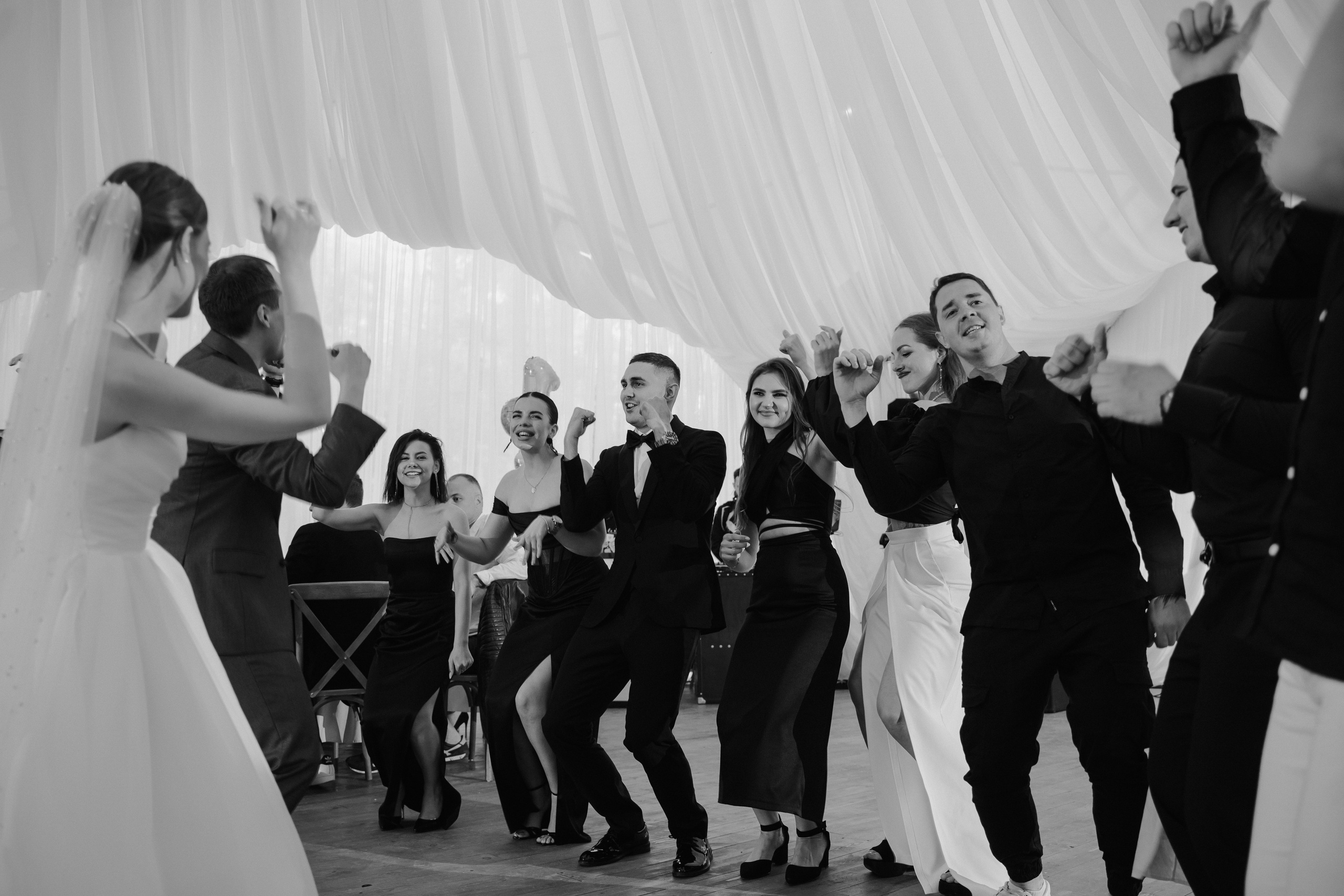 Екатерина и Никита. Свадьба в Шатре. Фотограф Аля Овчарова