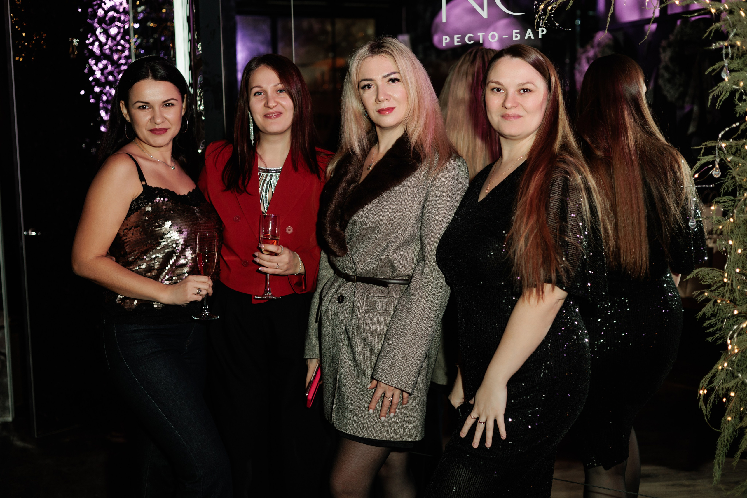 Репортаж Mona. Фотограф Саратов Анастасия