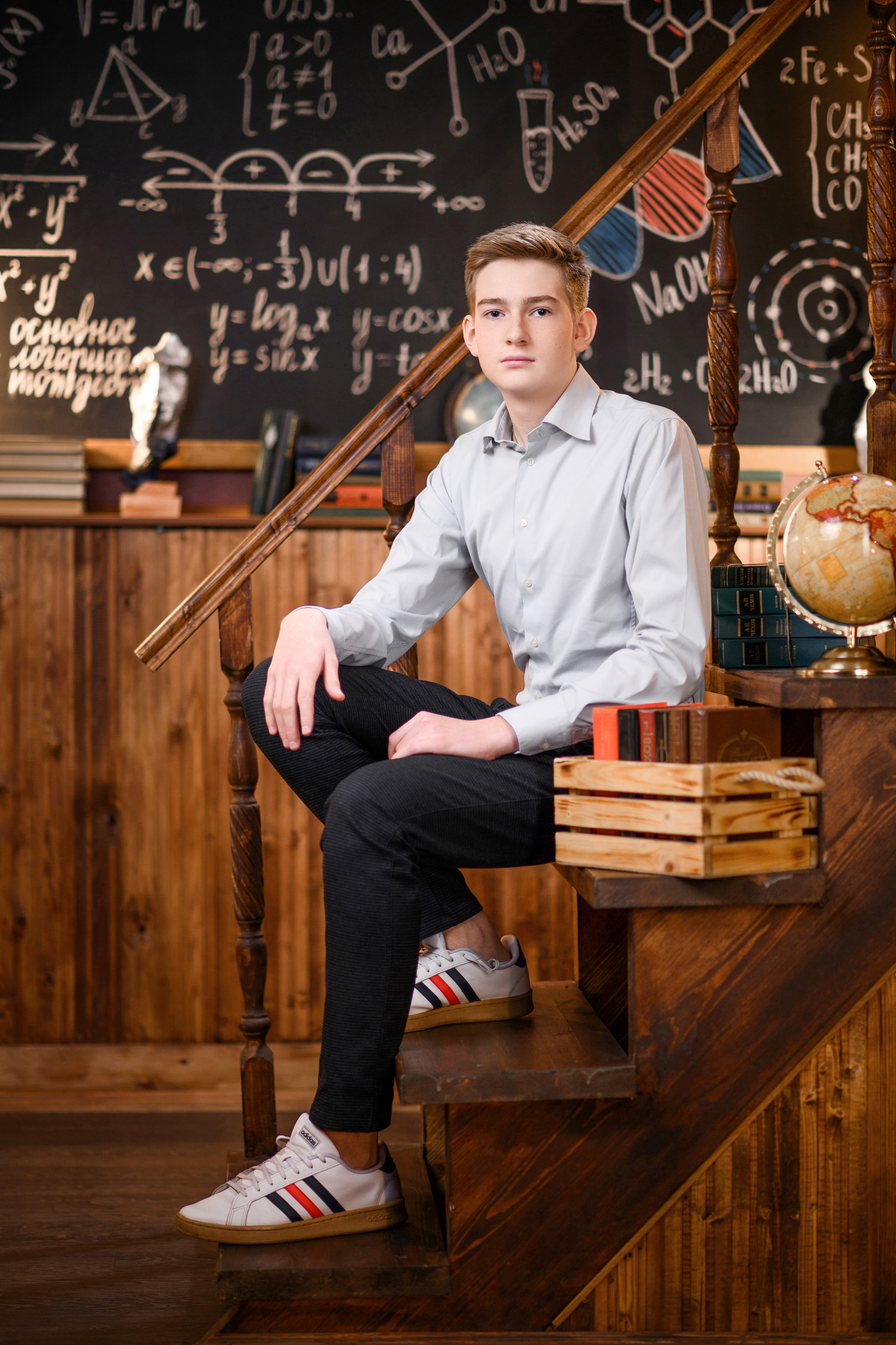 Выпускной Выпускной альбом Школьный альбом Школа Дети Воспитание Гимназия Лицей Учитель Подростки Выпуск ЕГЭ ОГЭ Фотостудия Школьная студия Шнайдер Антон Ростов ФотоРостов Фотограф Школьный фотограф Знания Обучения Глобус Физика Химия Детство Образование Секции АРТ Детство Каникулы ВПР Классный руководитель Правильный Выпускной Альбом ПВА 