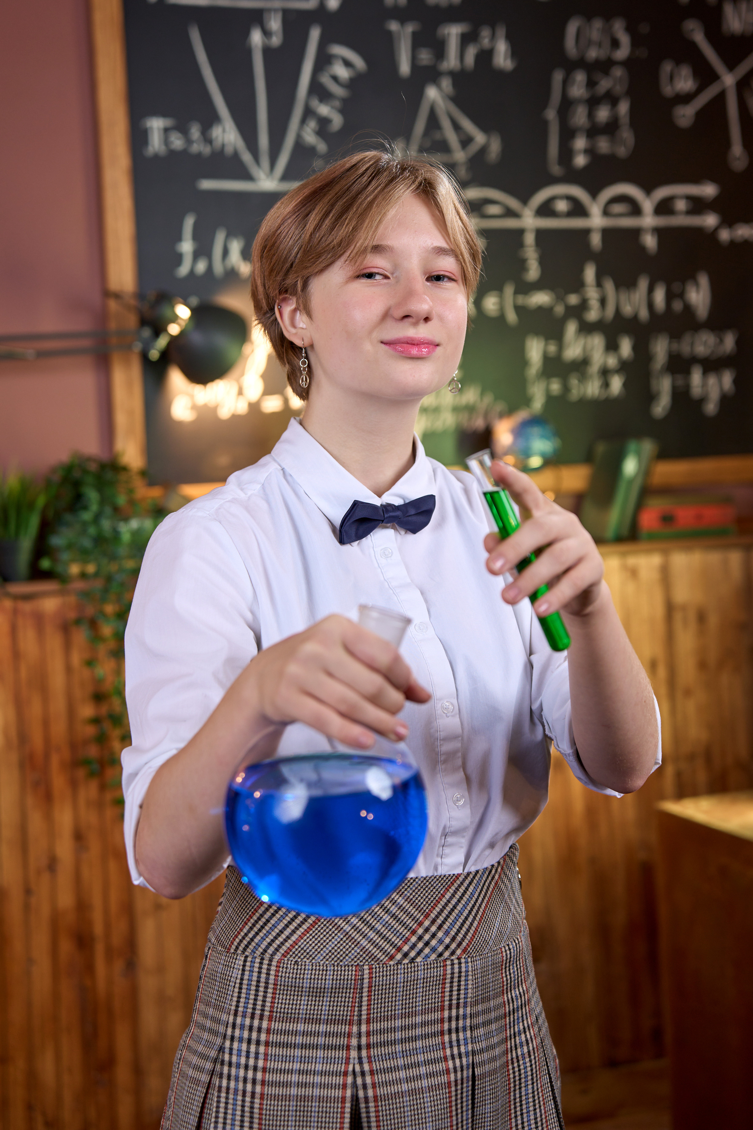 Выпускной Выпускной альбом Школьный альбом Школа Дети Воспитание Гимназия Лицей Учитель Подростки Выпуск ЕГЭ ОГЭ Фотостудия Школьная студия Шнайдер Антон Ростов ФотоРостов Фотограф Школьный фотограф Знания Обучения Глобус Физика Химия Детство Образование Секции АРТ Детство Каникулы ВПР Классный руководитель Правильный Выпускной Альбом ПВА 