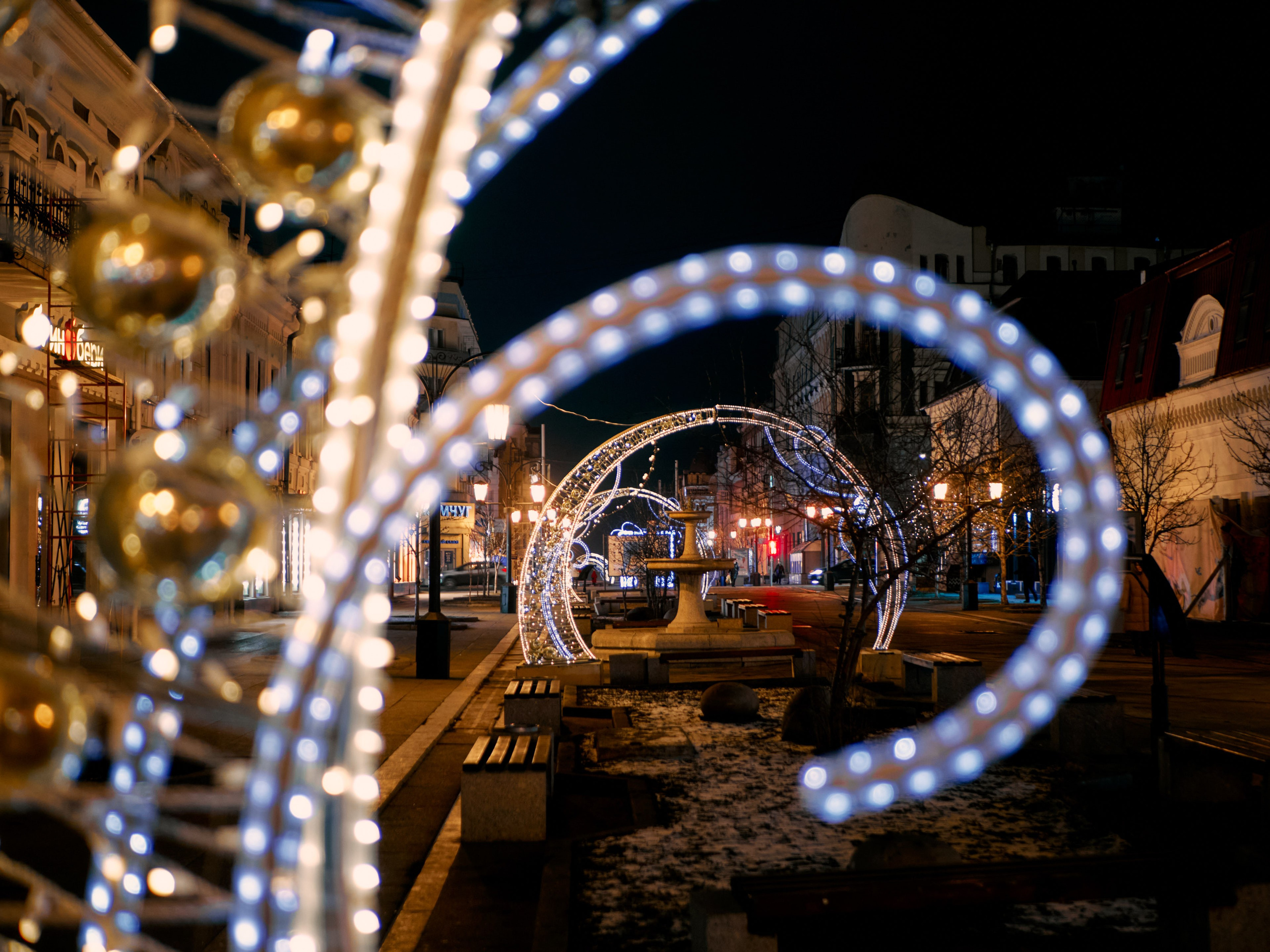 Световые арки на Ленинградской в Самаре, 2024