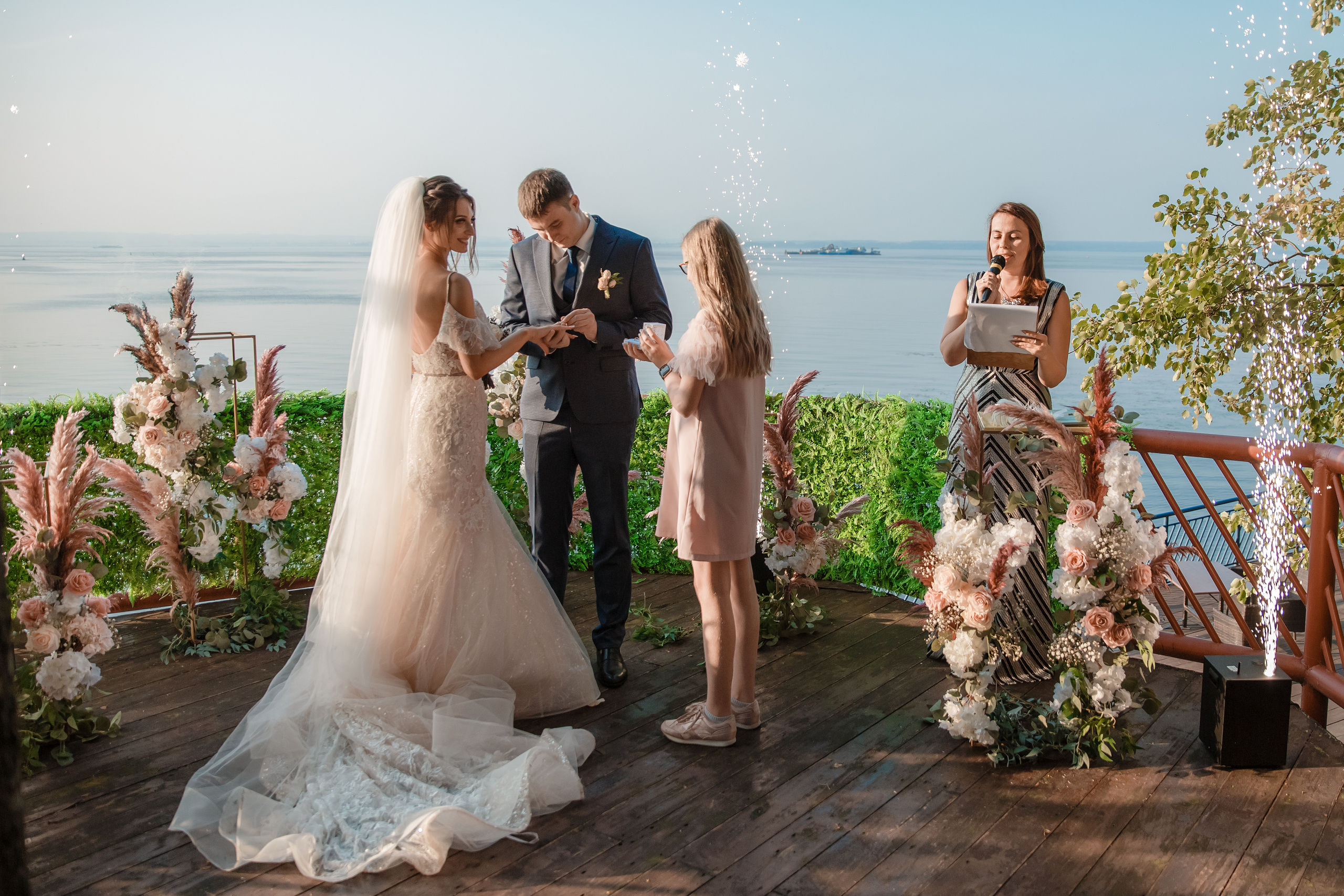 Леонид и Регина. Свадебный фотограф   Набережных Челнов  Олег Новиков