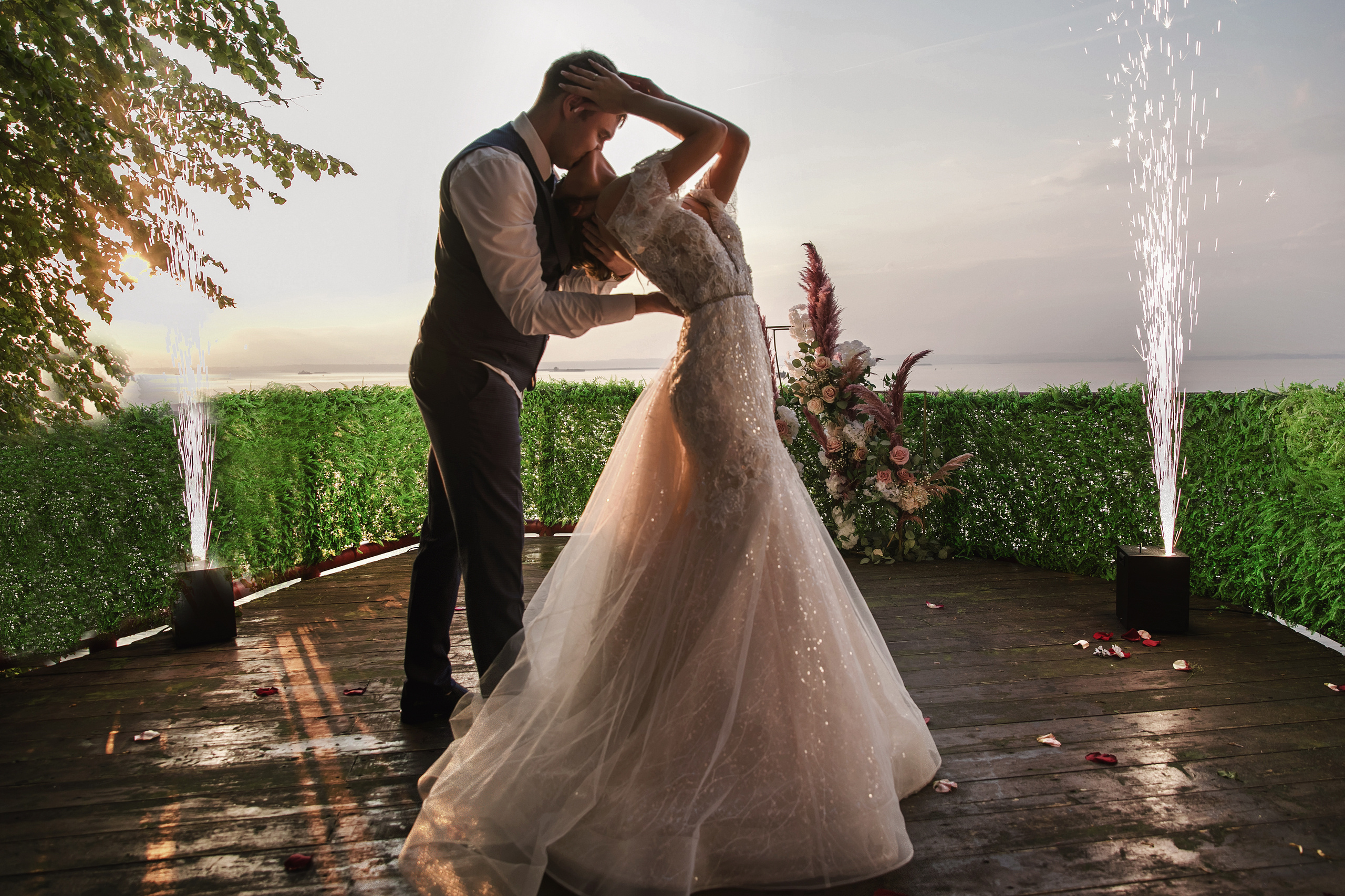 Леонид и Регина. Свадебный фотограф   Набережных Челнов  Олег Новиков