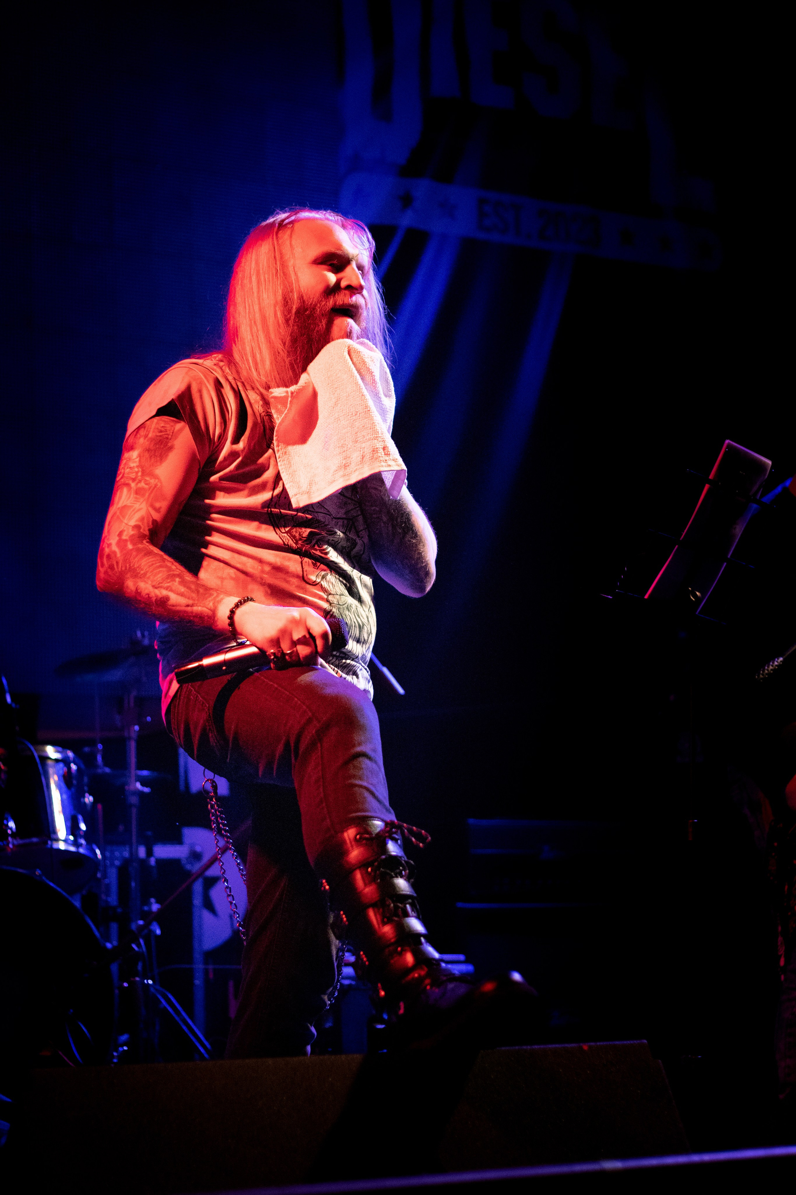 “Yuzhny Dvizh” (Southern Drive): Arkany (Arcana), Crocodile Spears, Donera, Gabarit (Dimensions) at Diesel Hall, Voronezh. Photographer Natalia Mershina