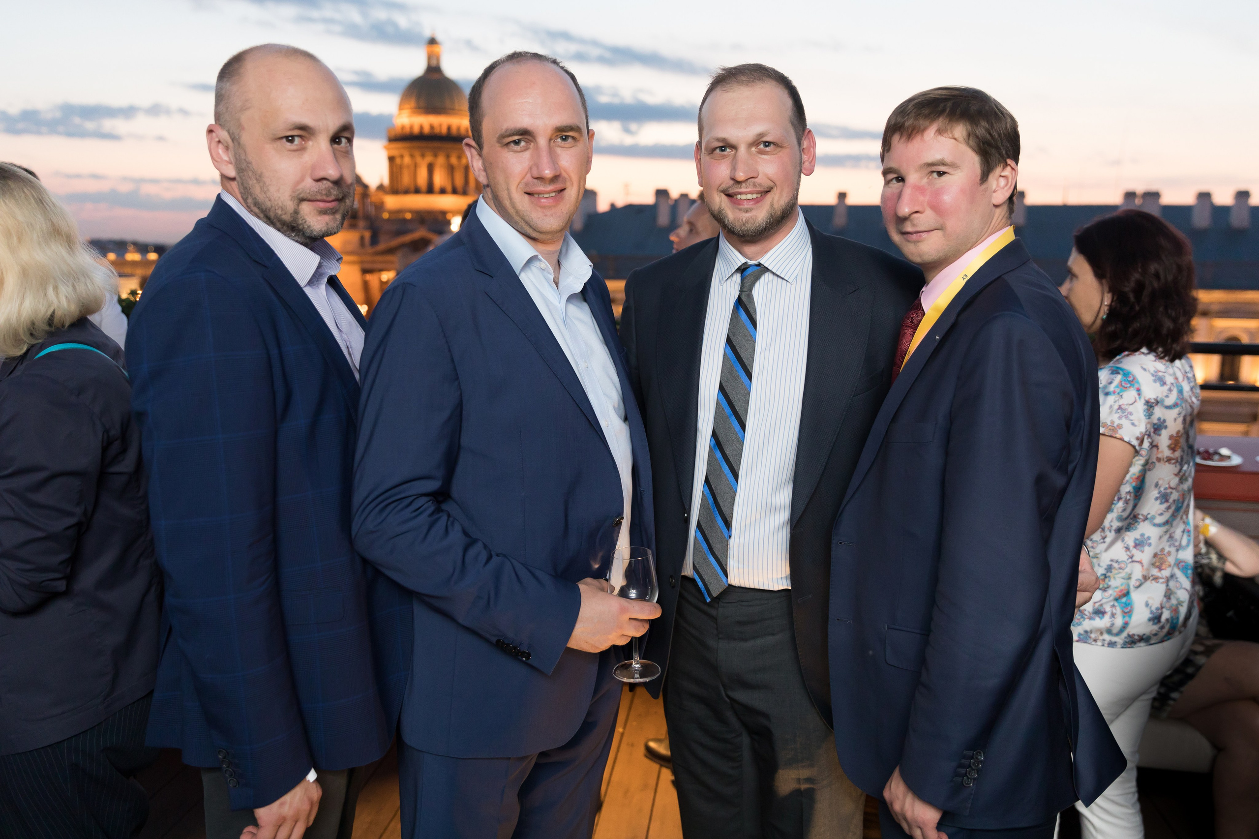 Профессиональный фотограф корпоративных мероприятий в Спб. Профессиональный фотограф в Спб и Москве Пётр Летуновский