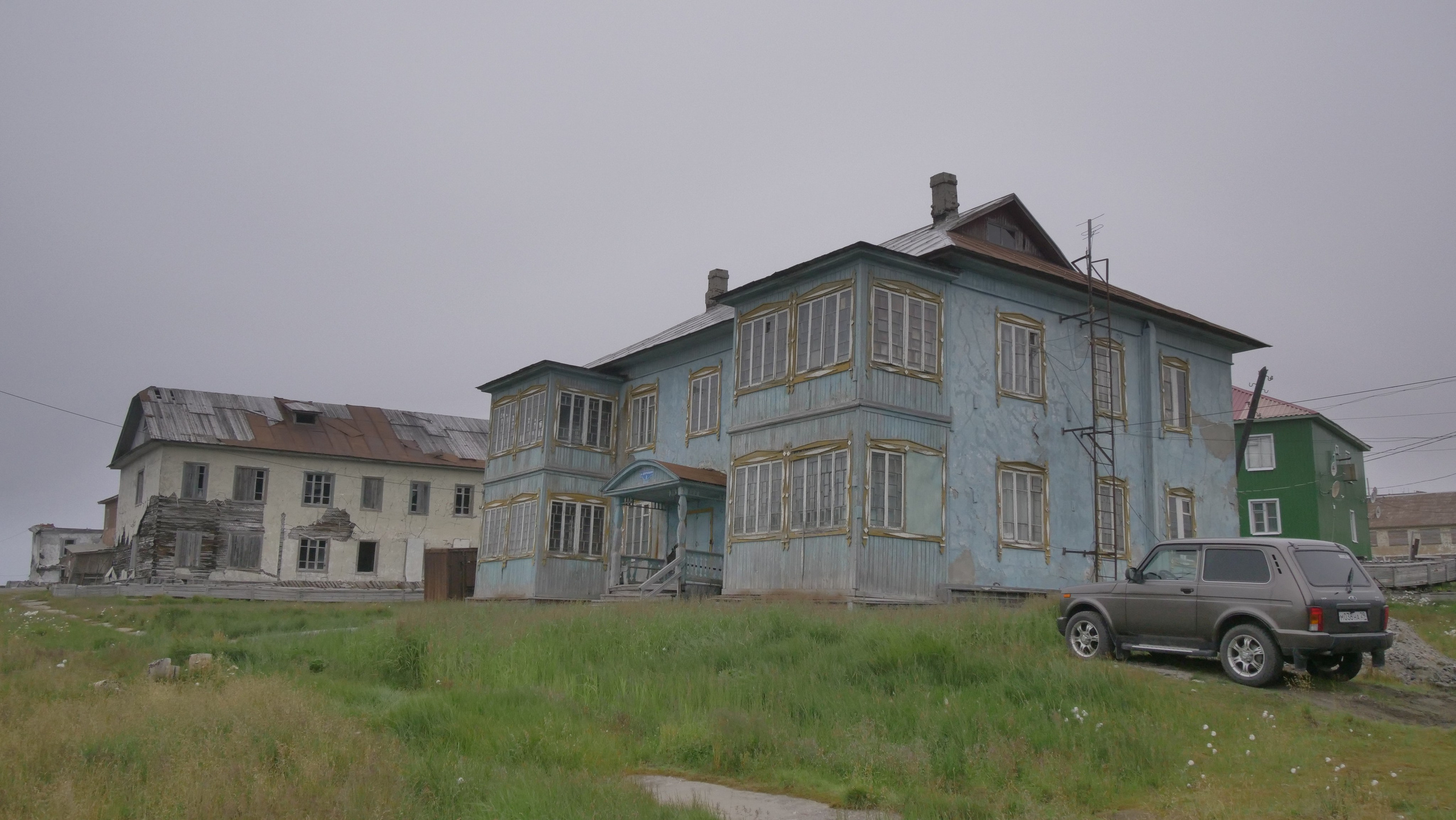 Амдерма — наука (2020 г.). Фотоальбом показывающий увлекательный мир авиации и мир медведей Андрея Иванова