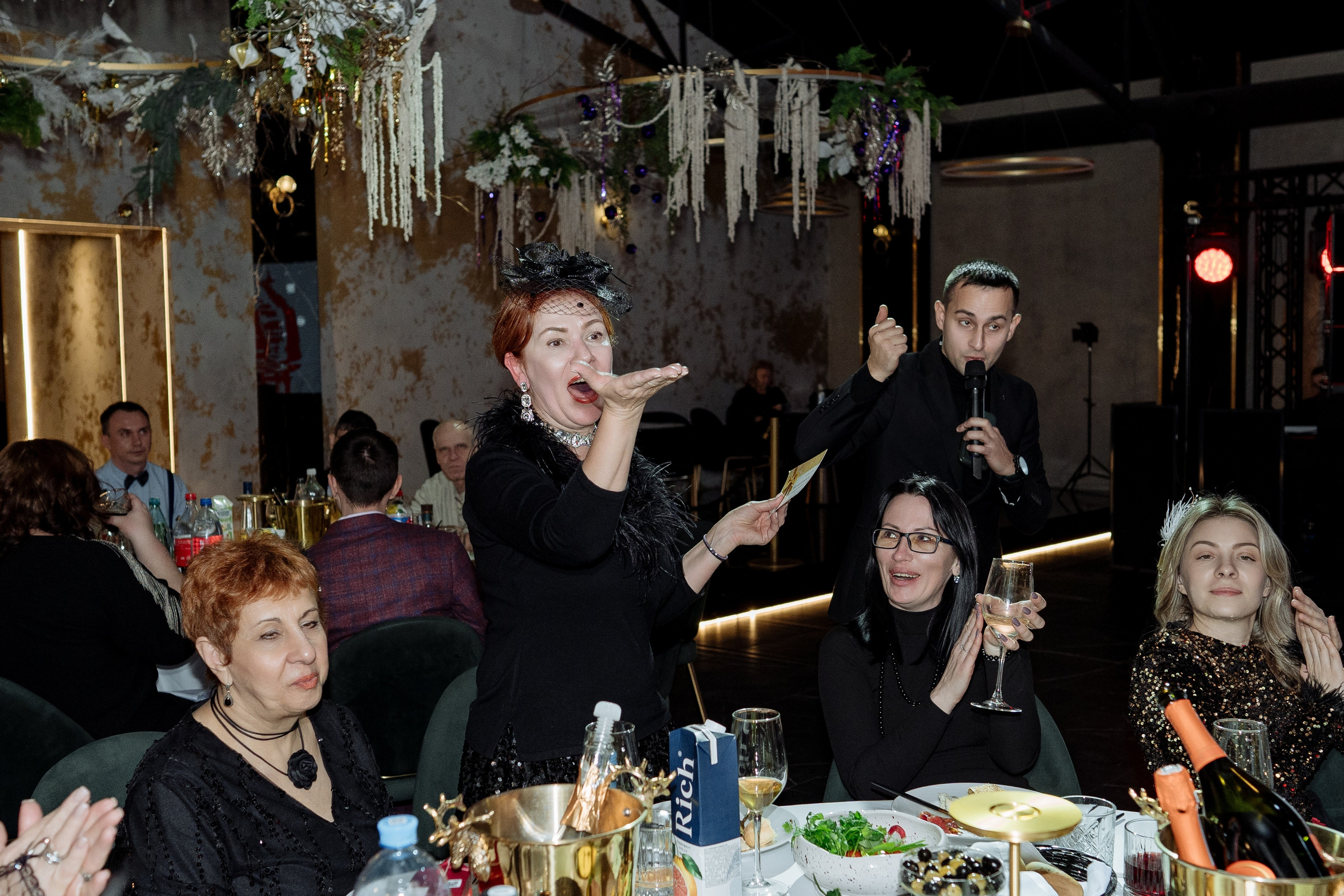 Альбион Тур