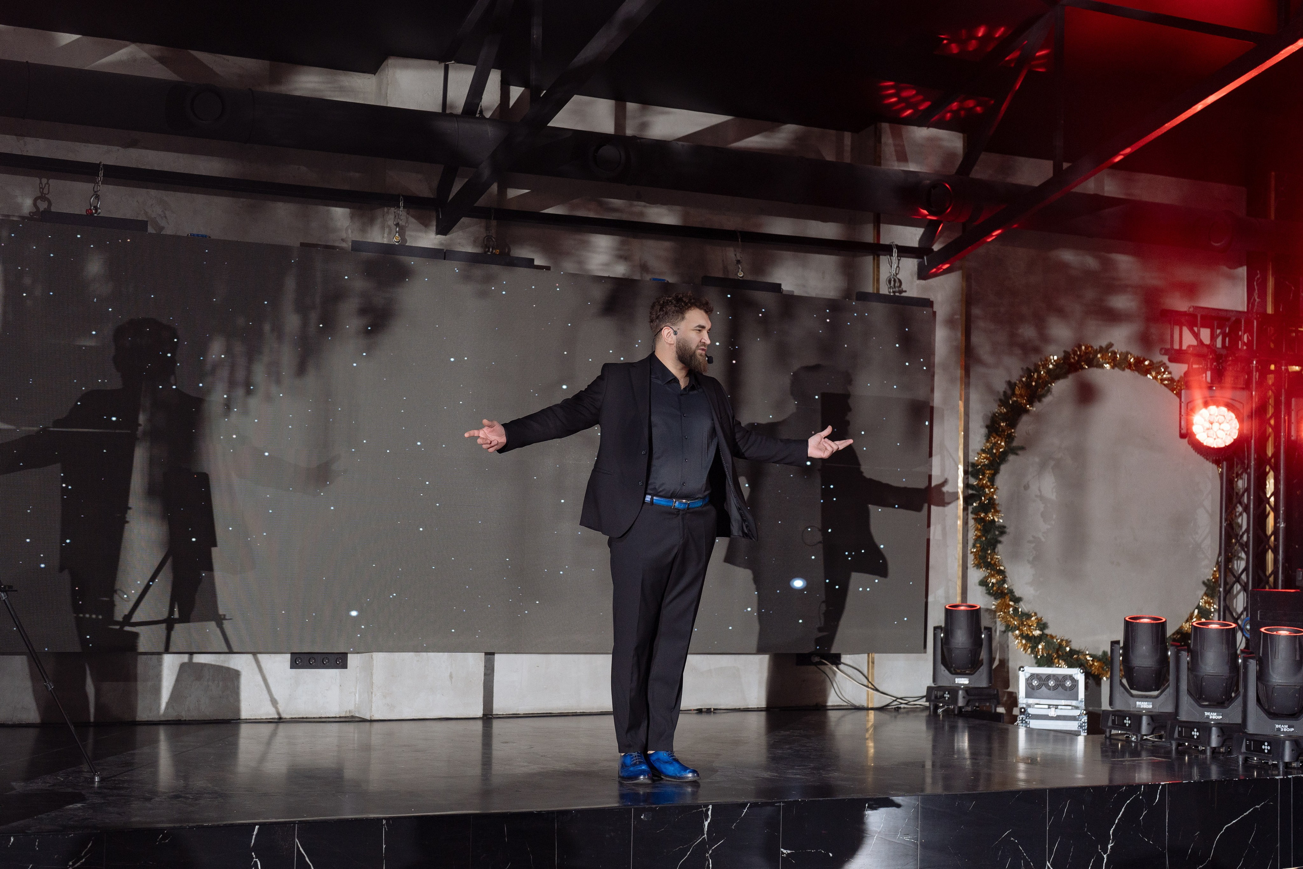 Альбион Тур