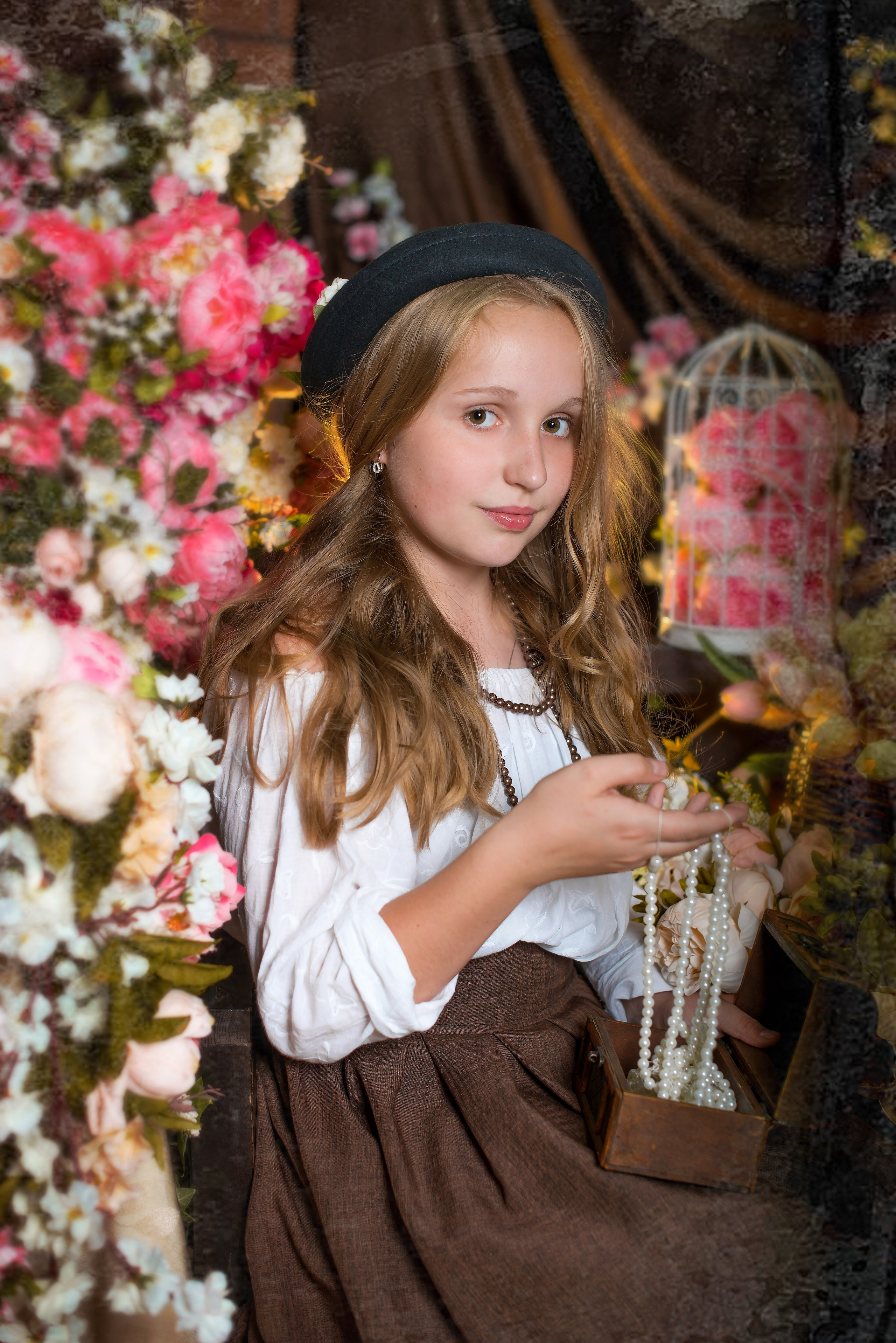 Цветочница. Татьяна Гойда портретный и семейный фотограф Ленск. Выпускные альбомы