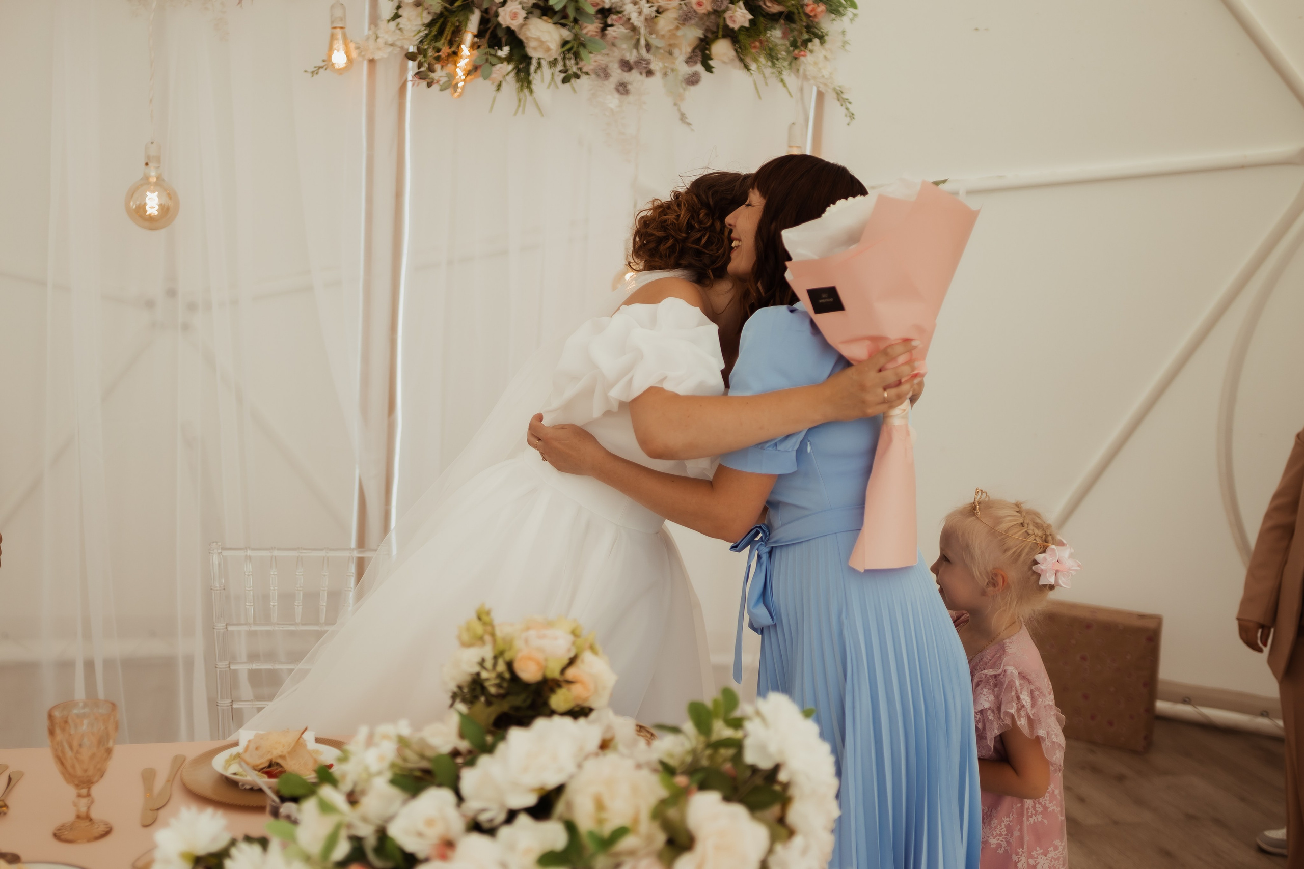 Ваня & Галя (с банкетом). ФОТОГРАФ Маргарита Сивакова | Ярославль Кострома Москва