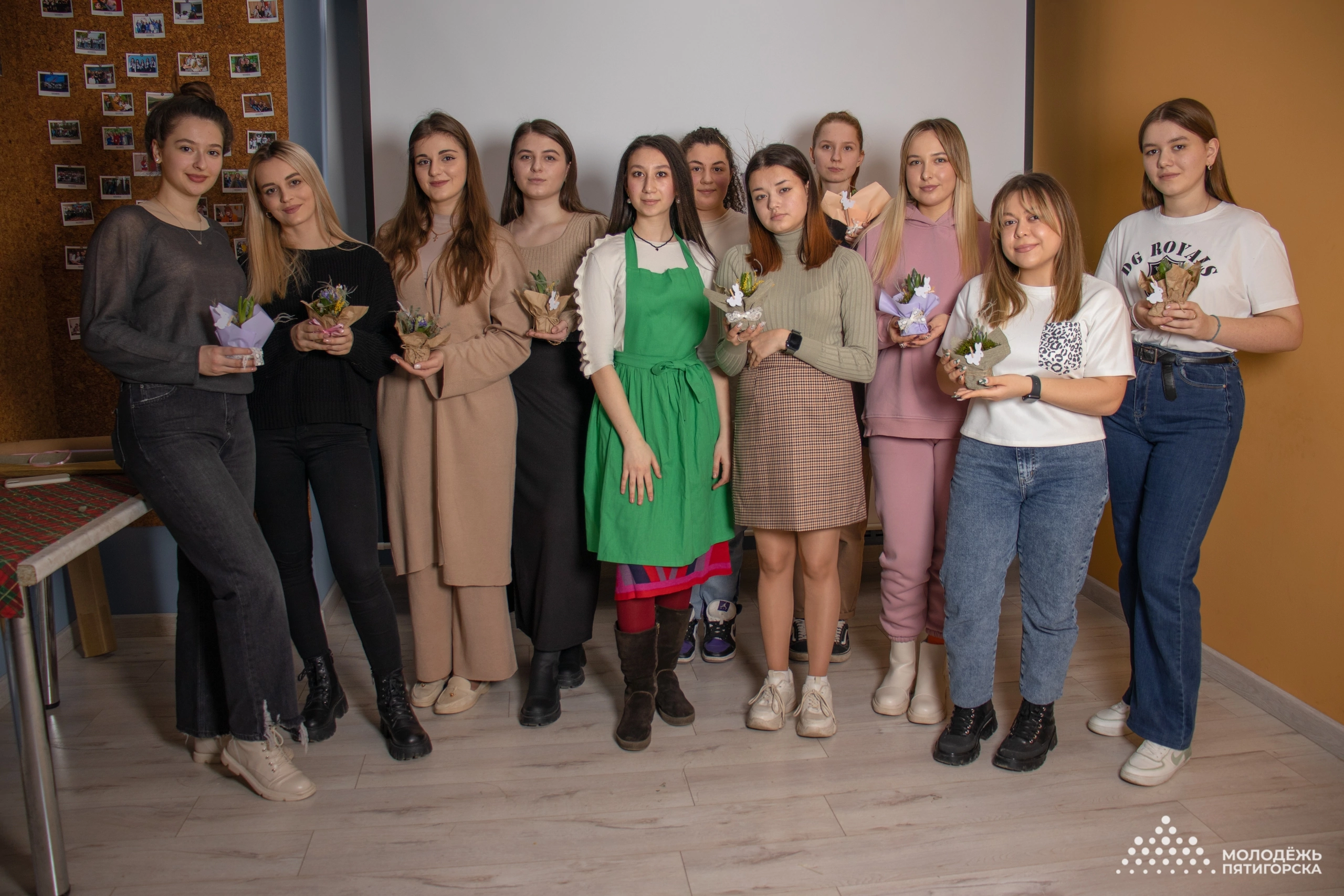 Корпоративное сотрудничество. ЛЮБИМЫЕ ЦВЕТЫ