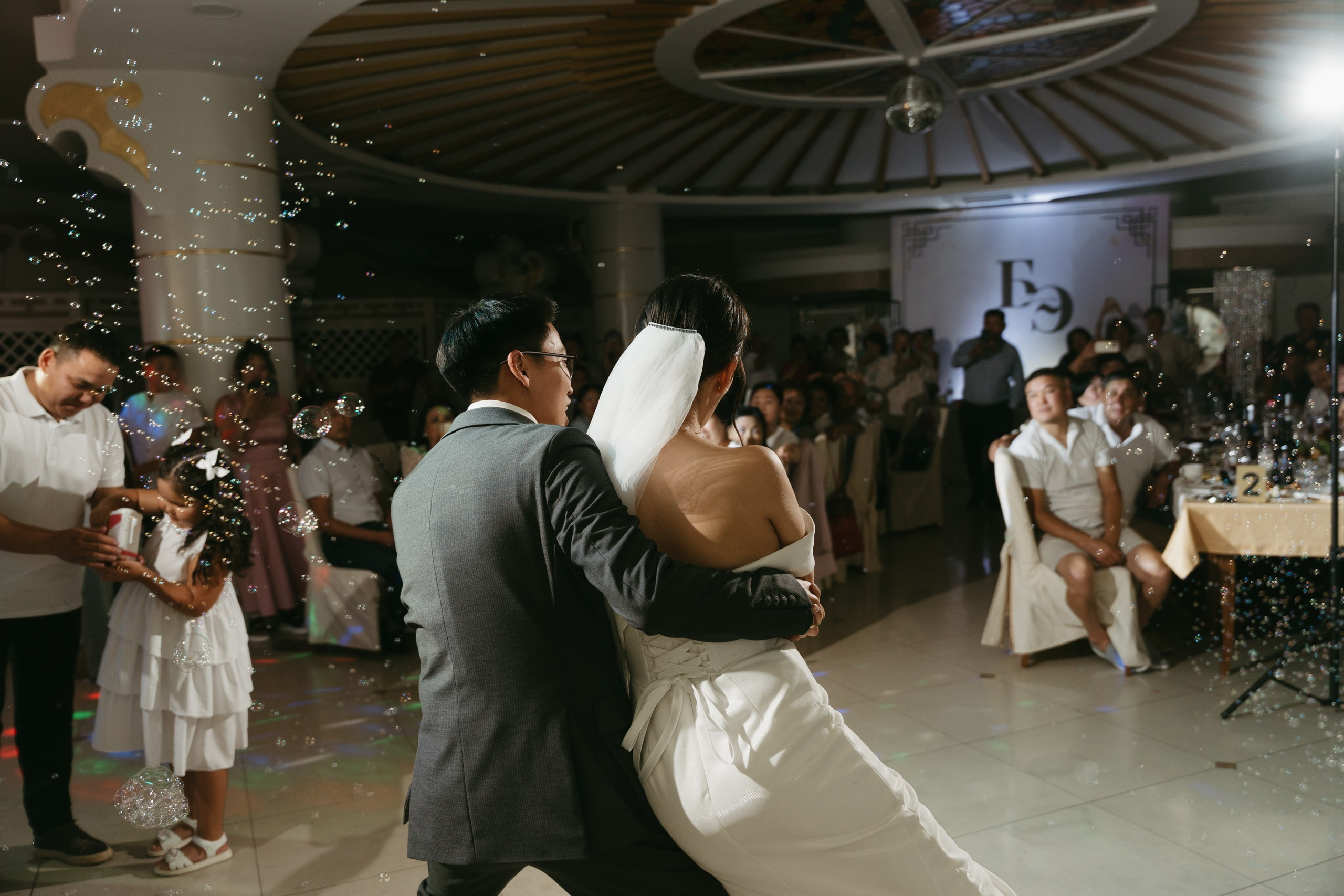 Бэлигто & Эльвира. Фотограф в Иркутске Сендыхеев Пётр