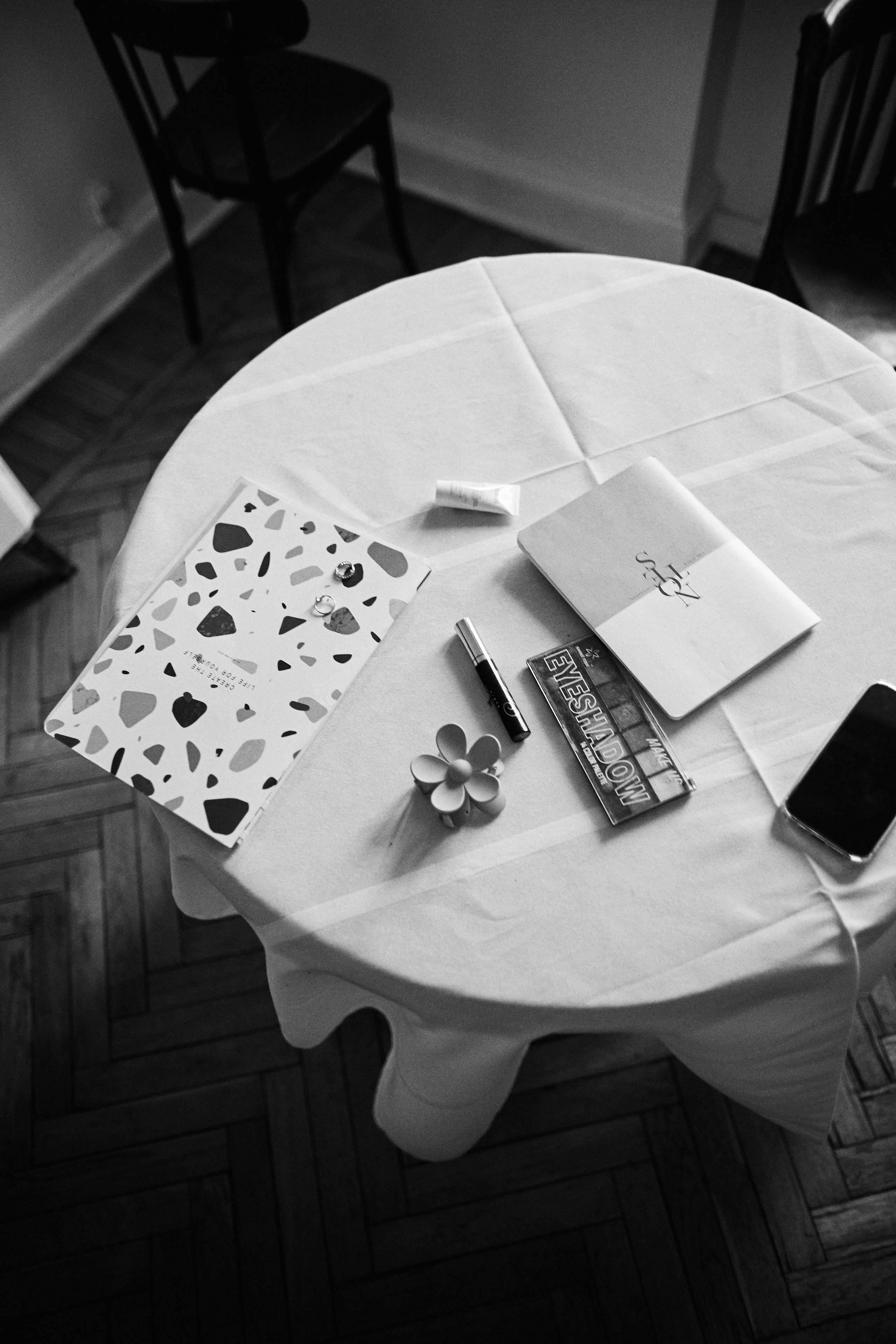 Смм специалист. Женский и контент фотограф в Москве