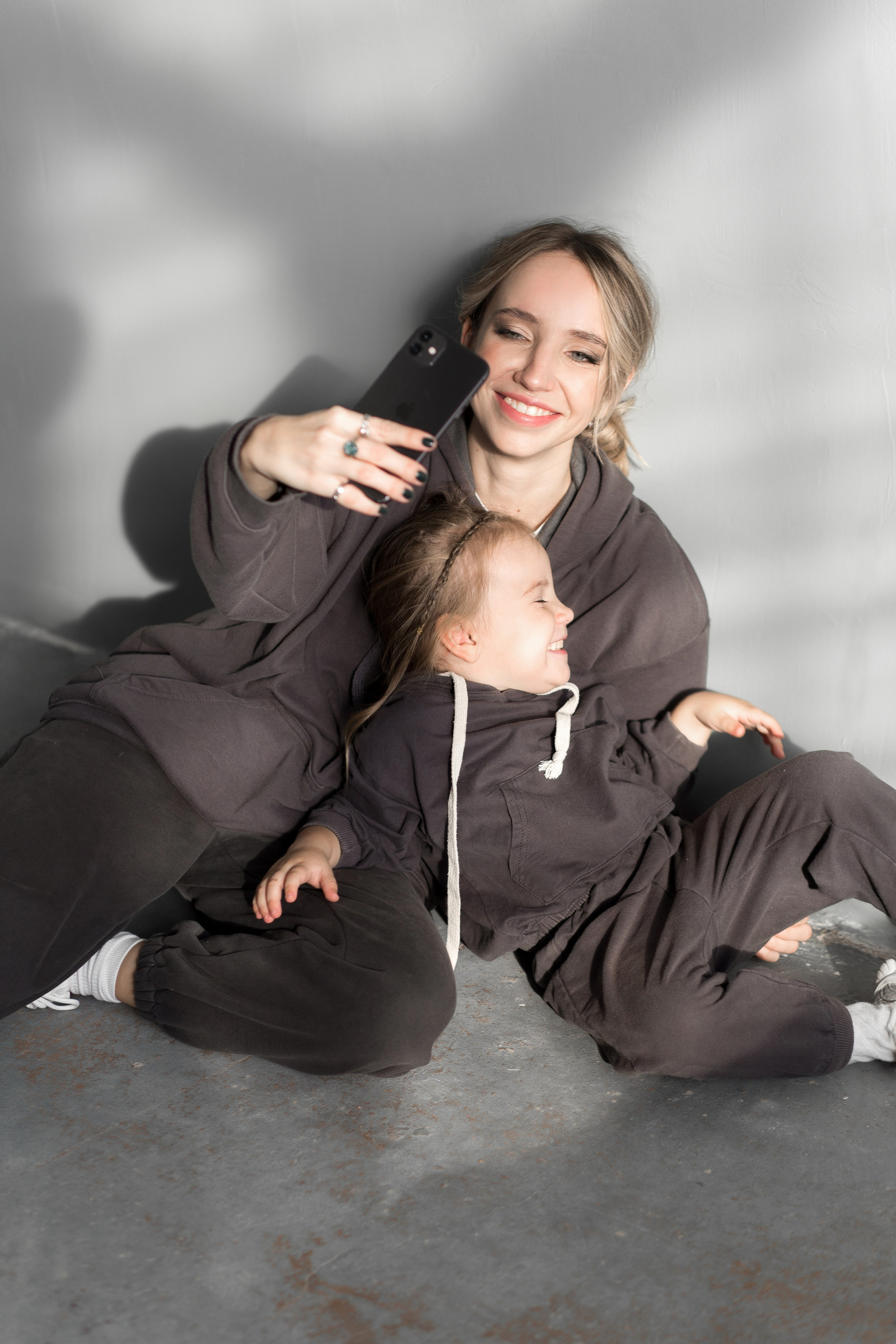 Аня и Варя. Фотограф Вероника Кольтеева