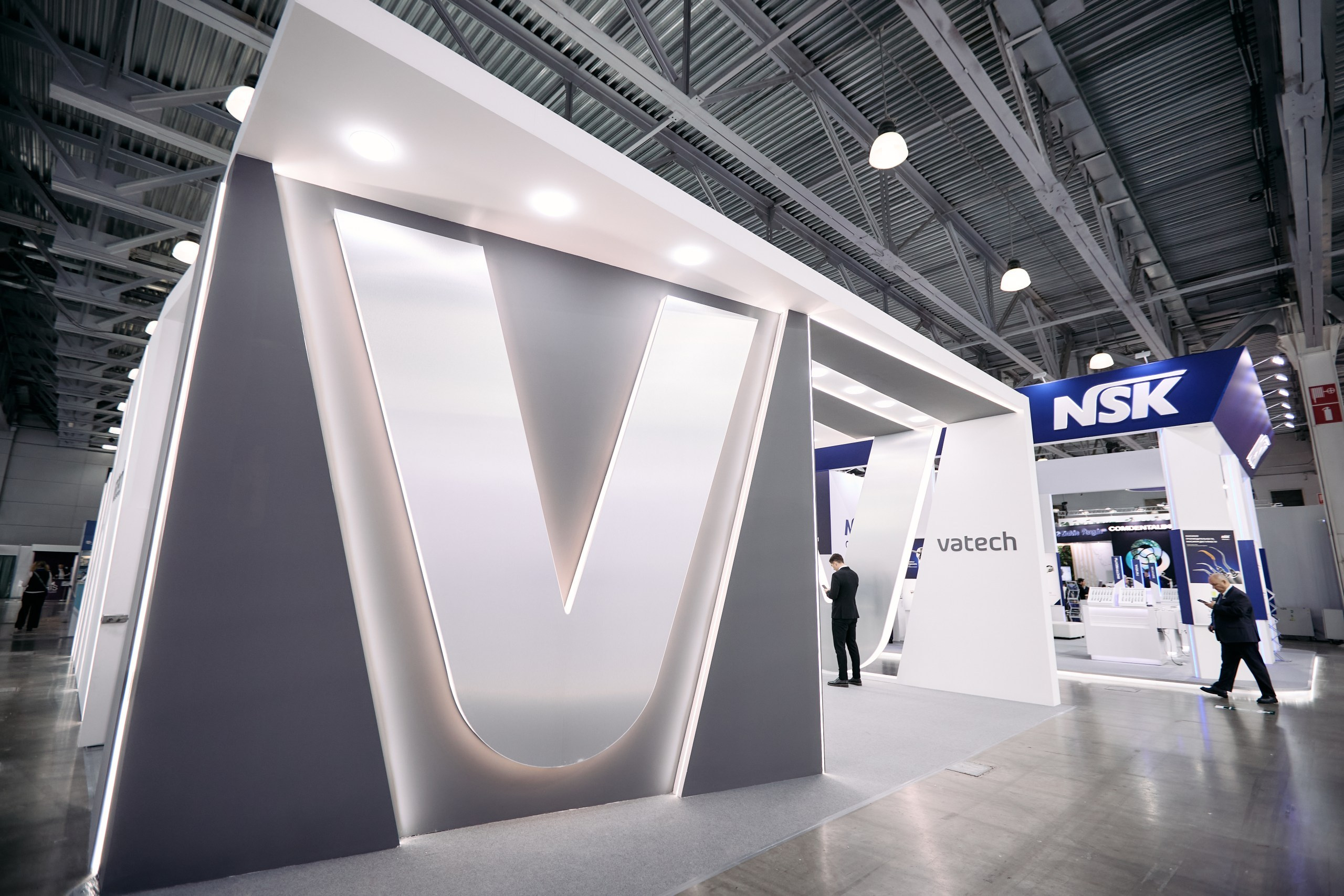 Дентал Салон 2026: Vatech. Свадебный и репортажный фотограф Дмитрий Кононенко